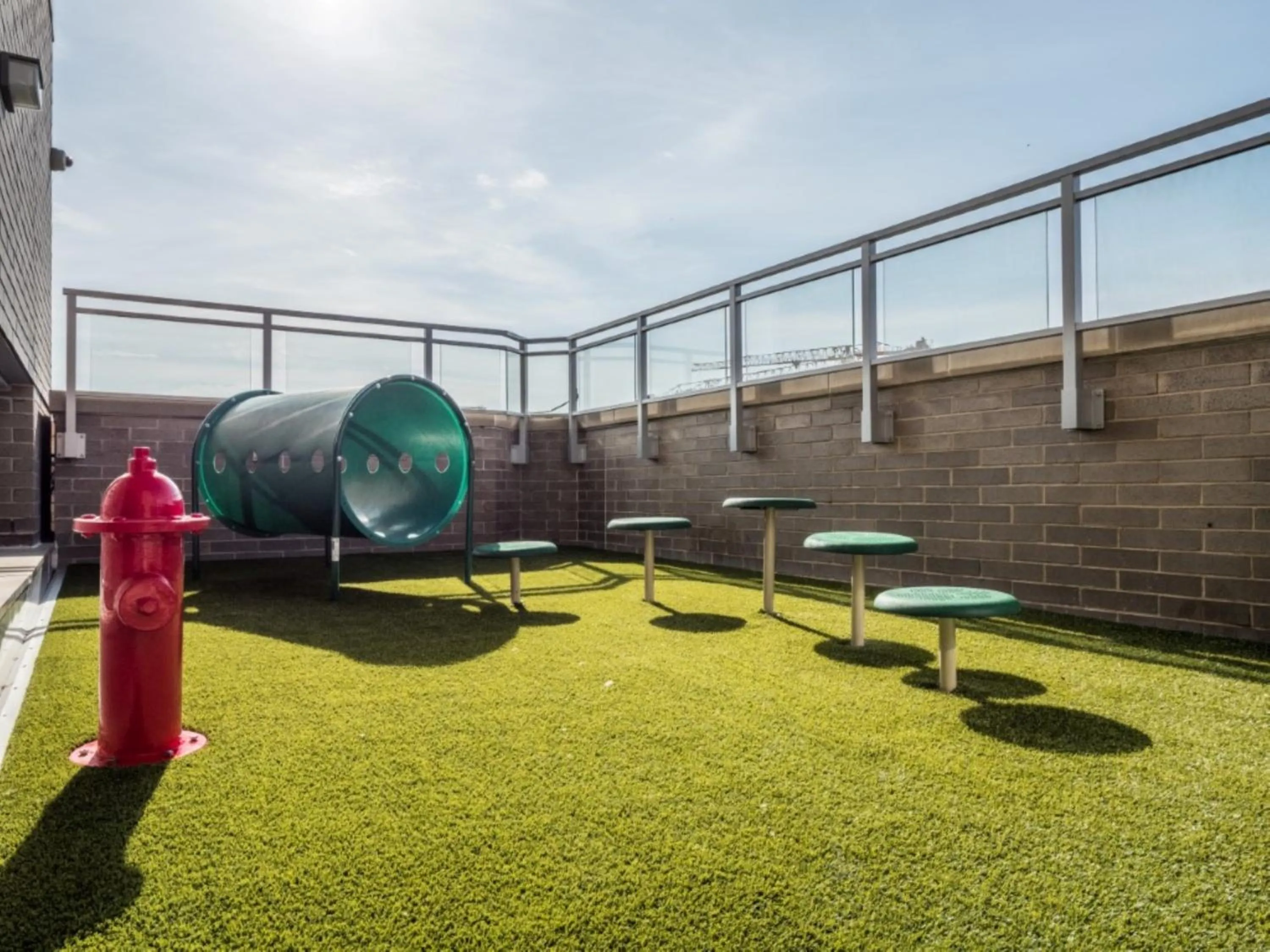 Area and facilities in Global Luxury Suites Bethesda Chevy Chase