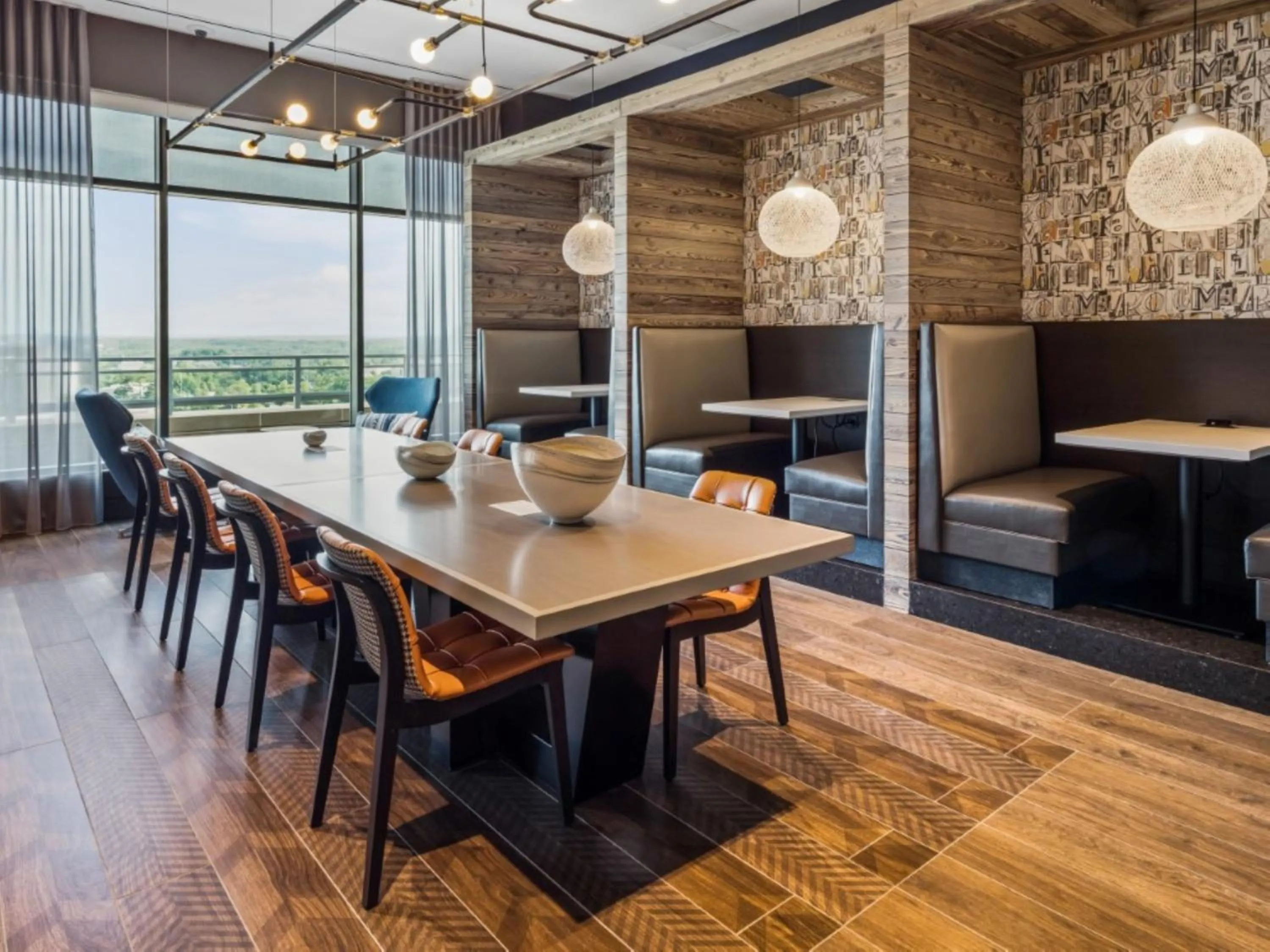 Seating area in Global Luxury Suites Bethesda Chevy Chase