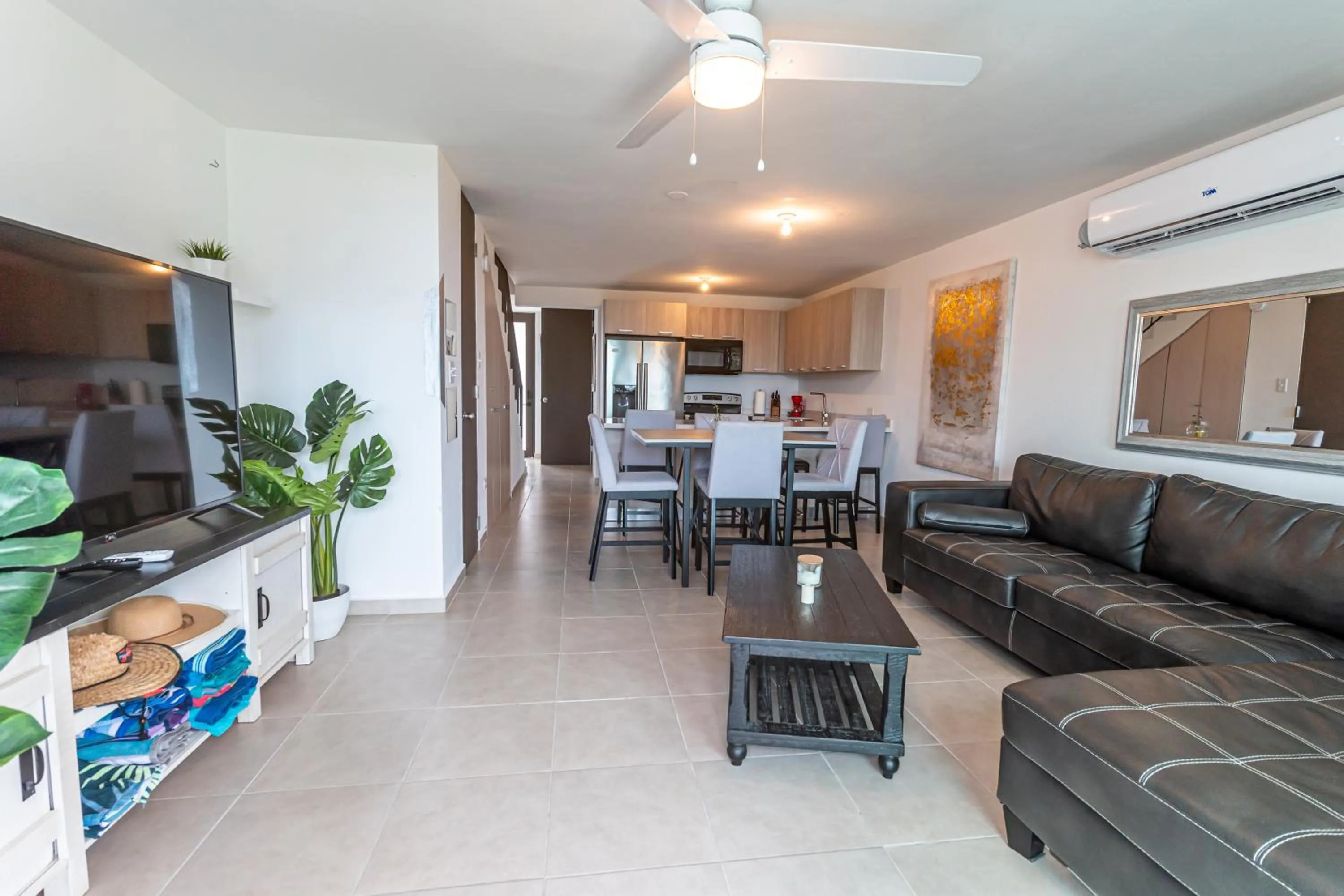 3 Bedroom Oceanfront BeachHouse