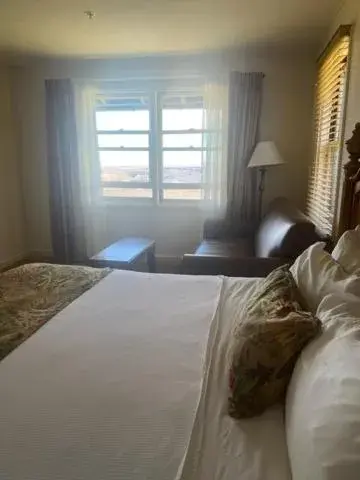 Bedroom in Hawaii Volcano House Bedroom in Hawaii Volcano House