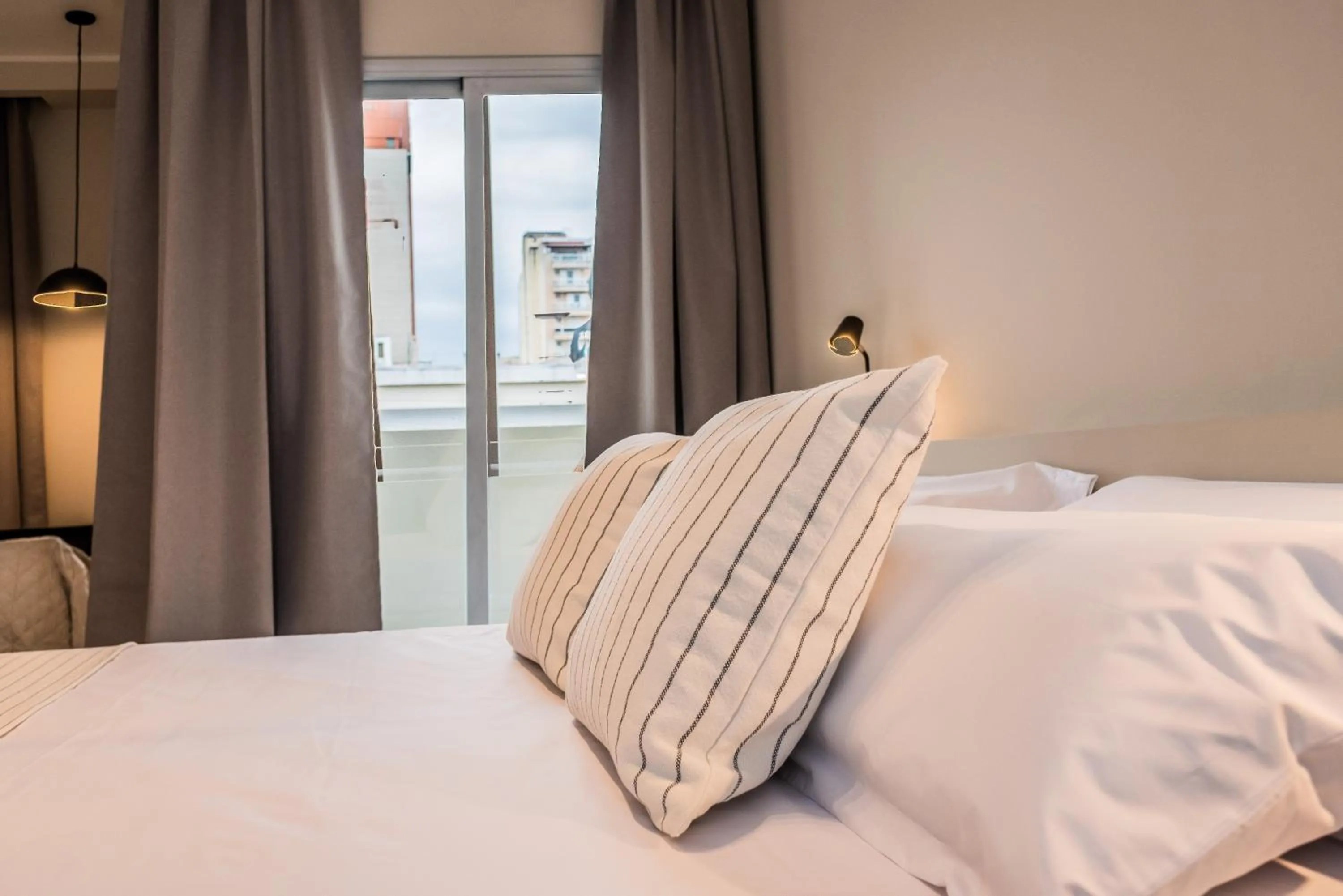 Bed in RentUp Suites Salta