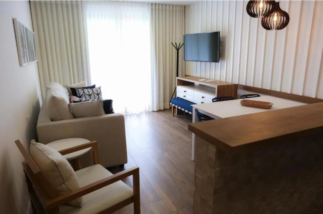 Communal lounge/ TV room in Hotel do Bosque Eco Resort