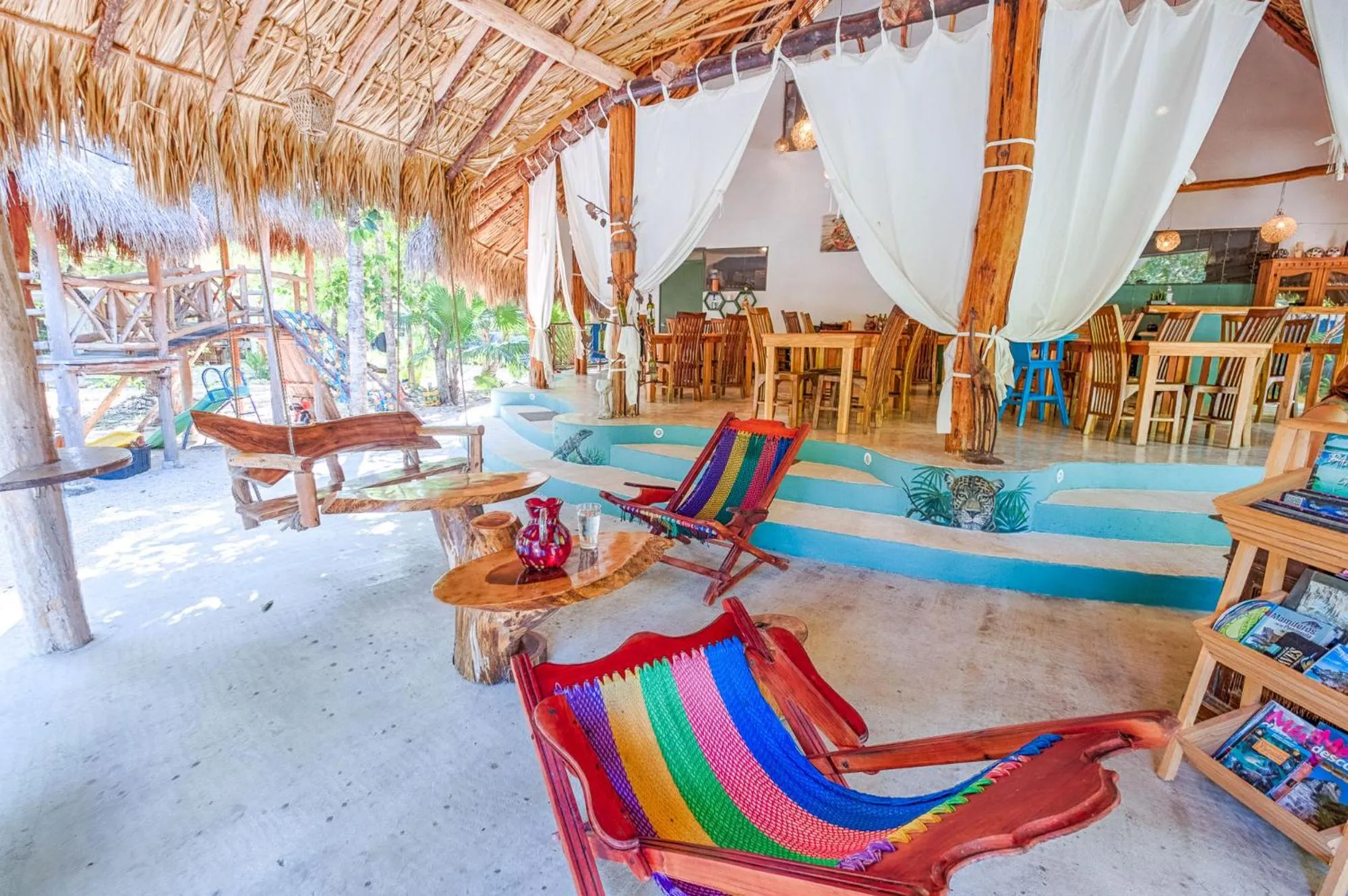 Restaurant/places to eat in Villa Morena Boutique Hotel Ecoliving