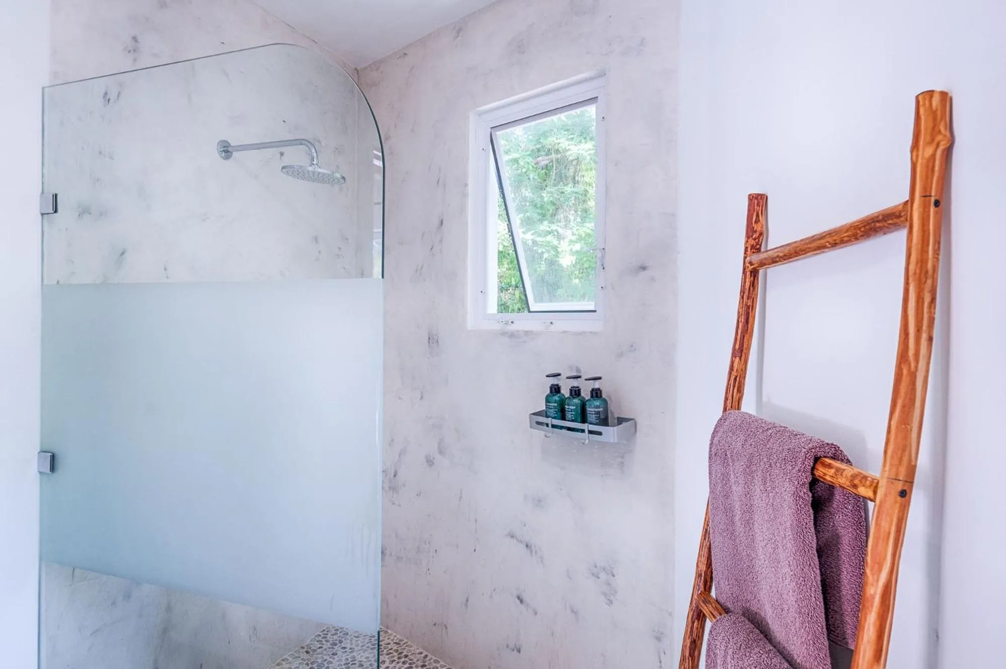 Shower in Villa Morena Boutique Hotel Ecoliving