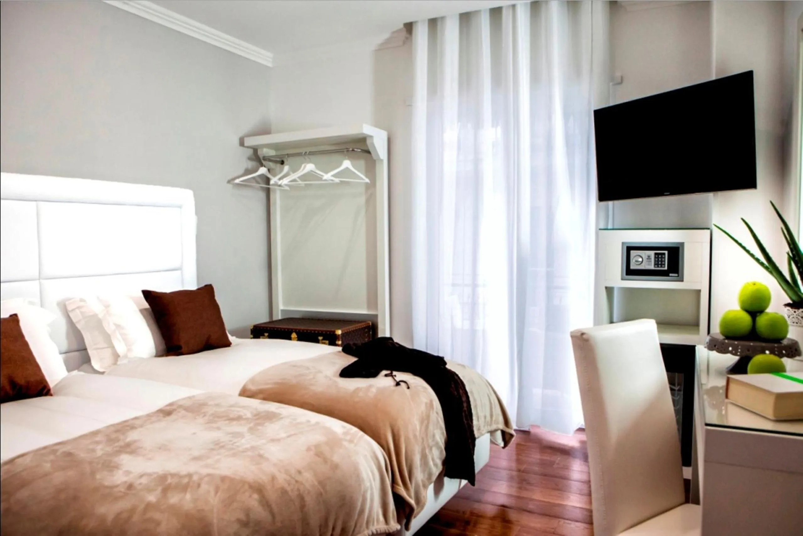 Bed in Bougainvillea Relais