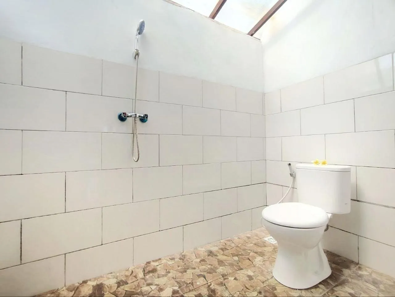 Bathroom in Sun Grace Penida Cottage