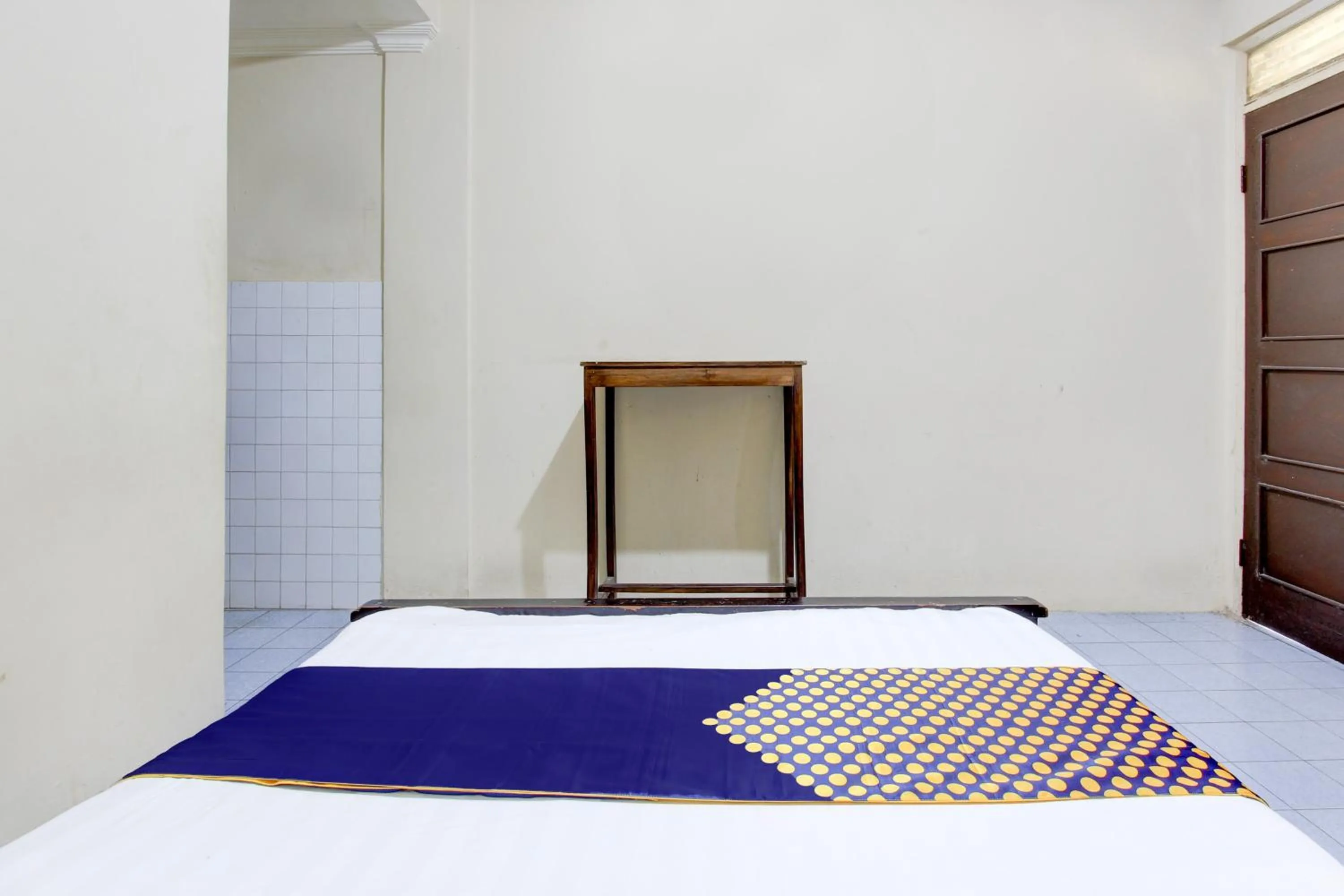 Bedroom, Bed in Hotel O Agung Banjarnegara