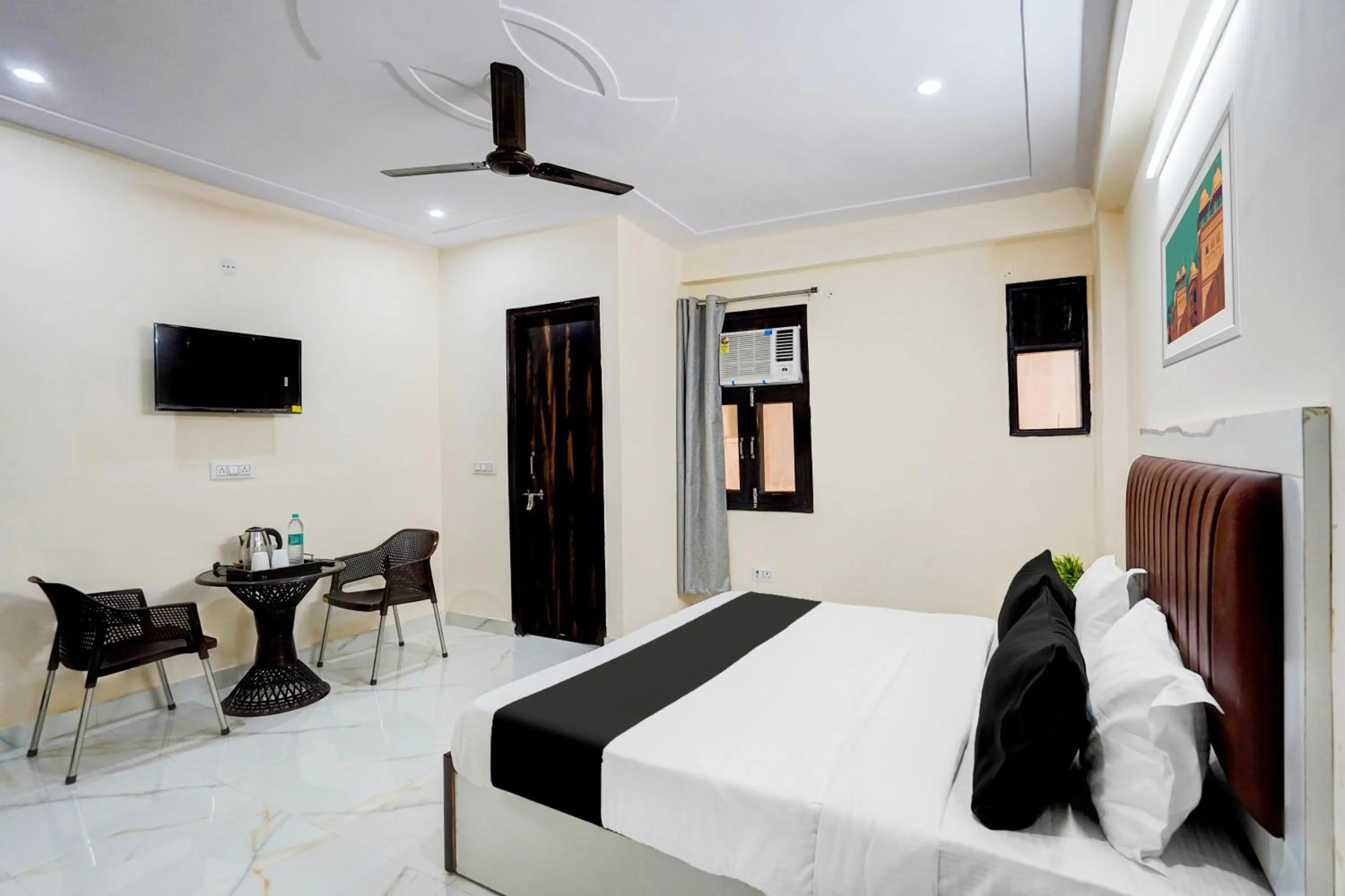 Hotel O Premium Rooms