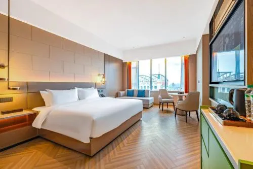 Mehood Lestie, Guangzhou Pazhou Convention and Exhibition Center