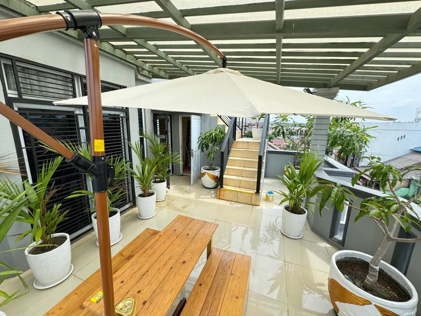 Balcony/Terrace in Urbanview Botania Meeting Point Batam by RedDoorz