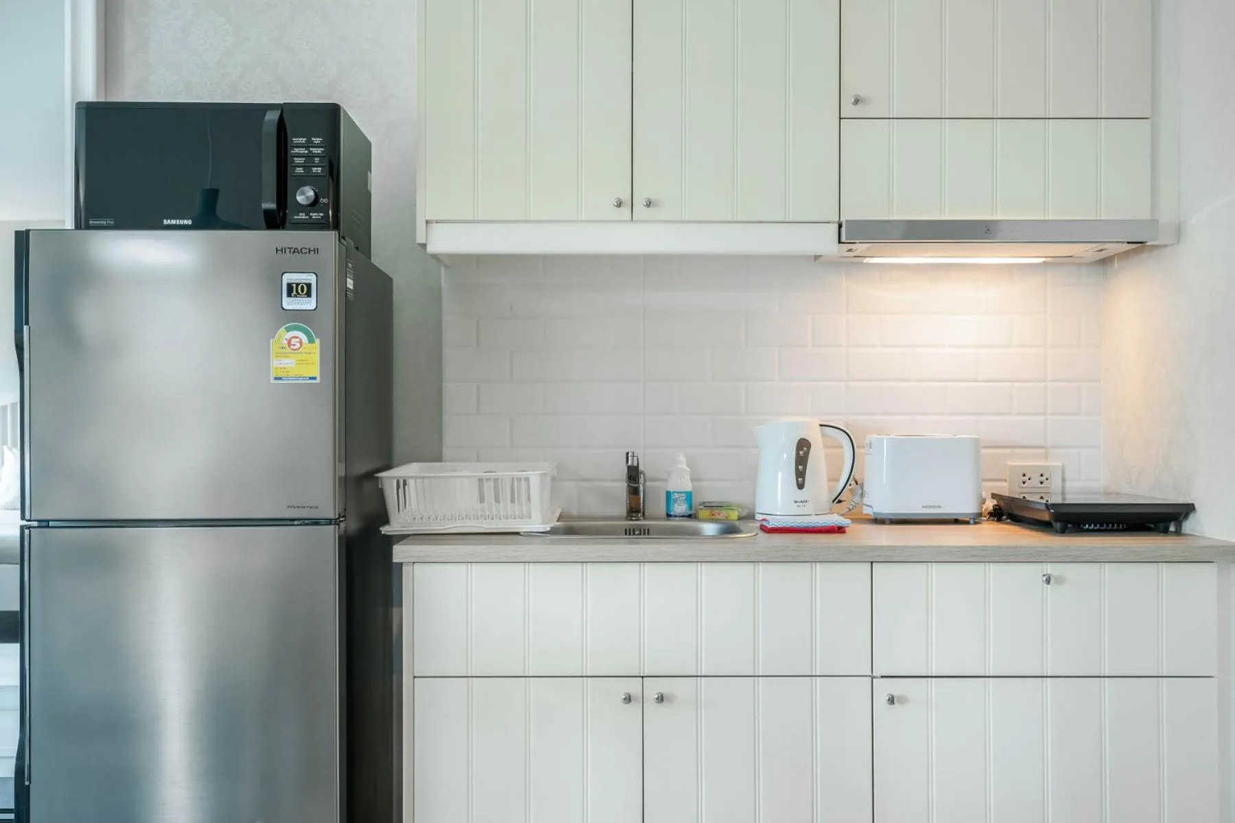 Coffee/tea facilities in Studio Apartment by the Sea E413