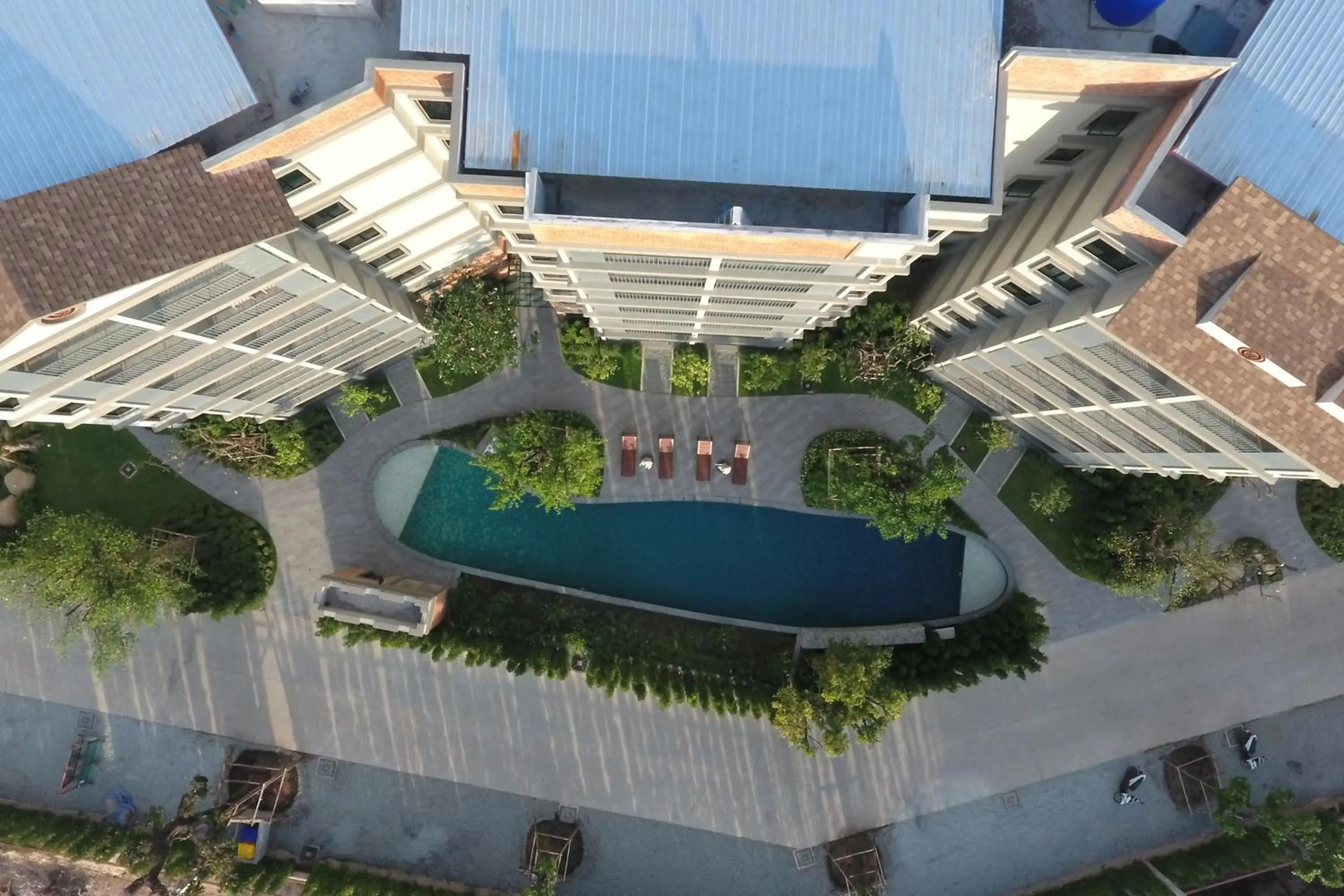 Property building in Studio Apartment by the Sea E413