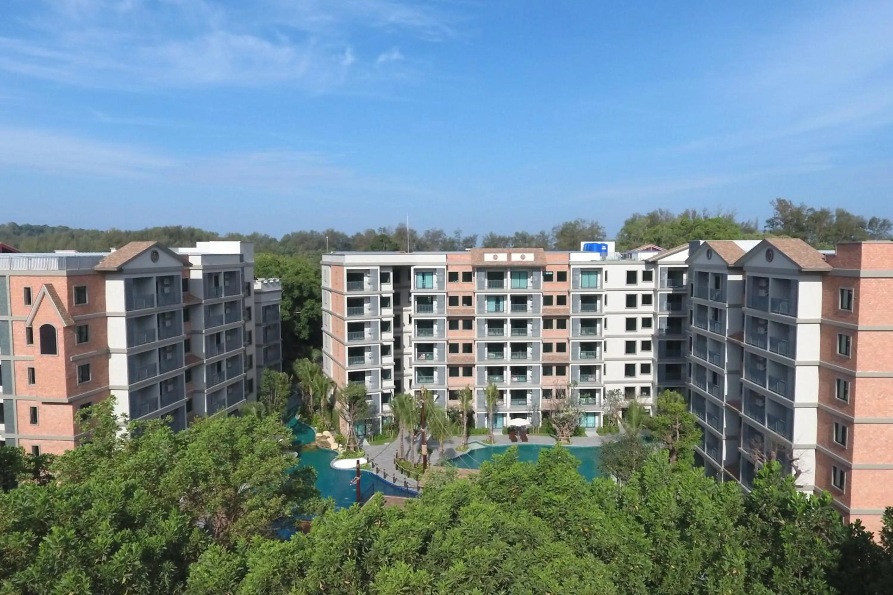 Property building in Studio Apartment by the Sea E413