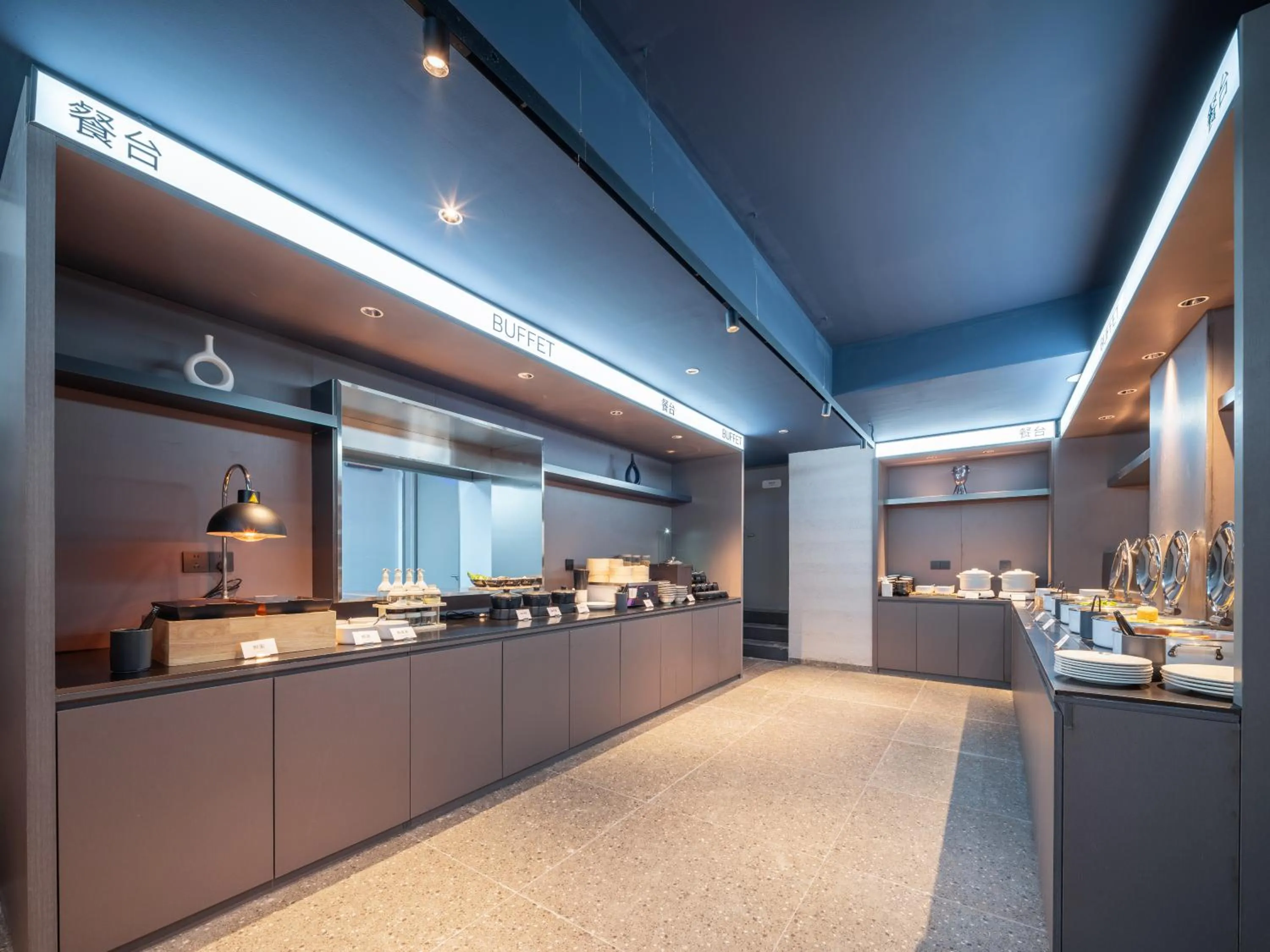 Atour Light Hotel Dalian Zhongshan Square Renming Road