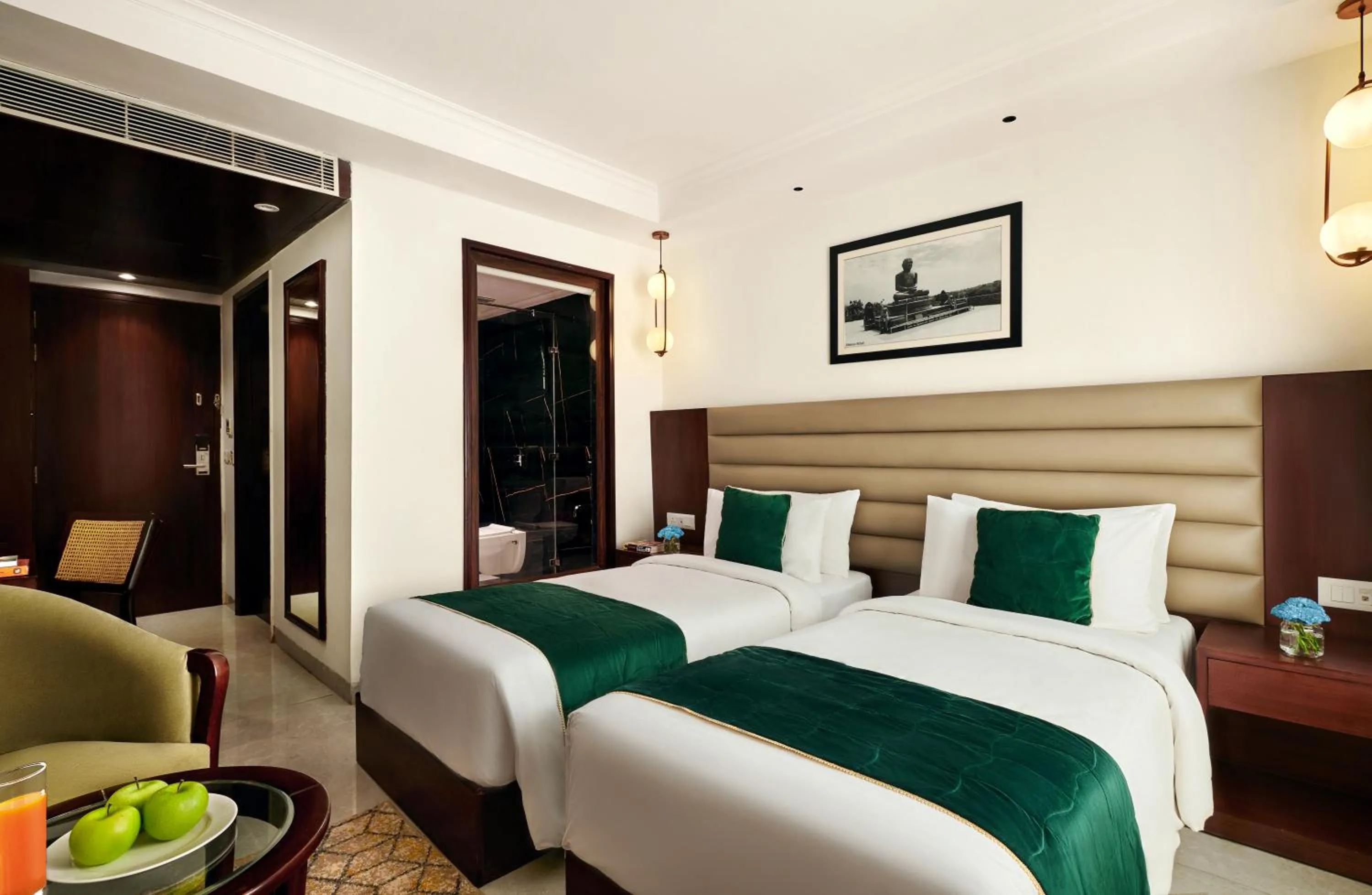 Bedroom, Bed in Deventure Sarovar Portico Patel Nagar