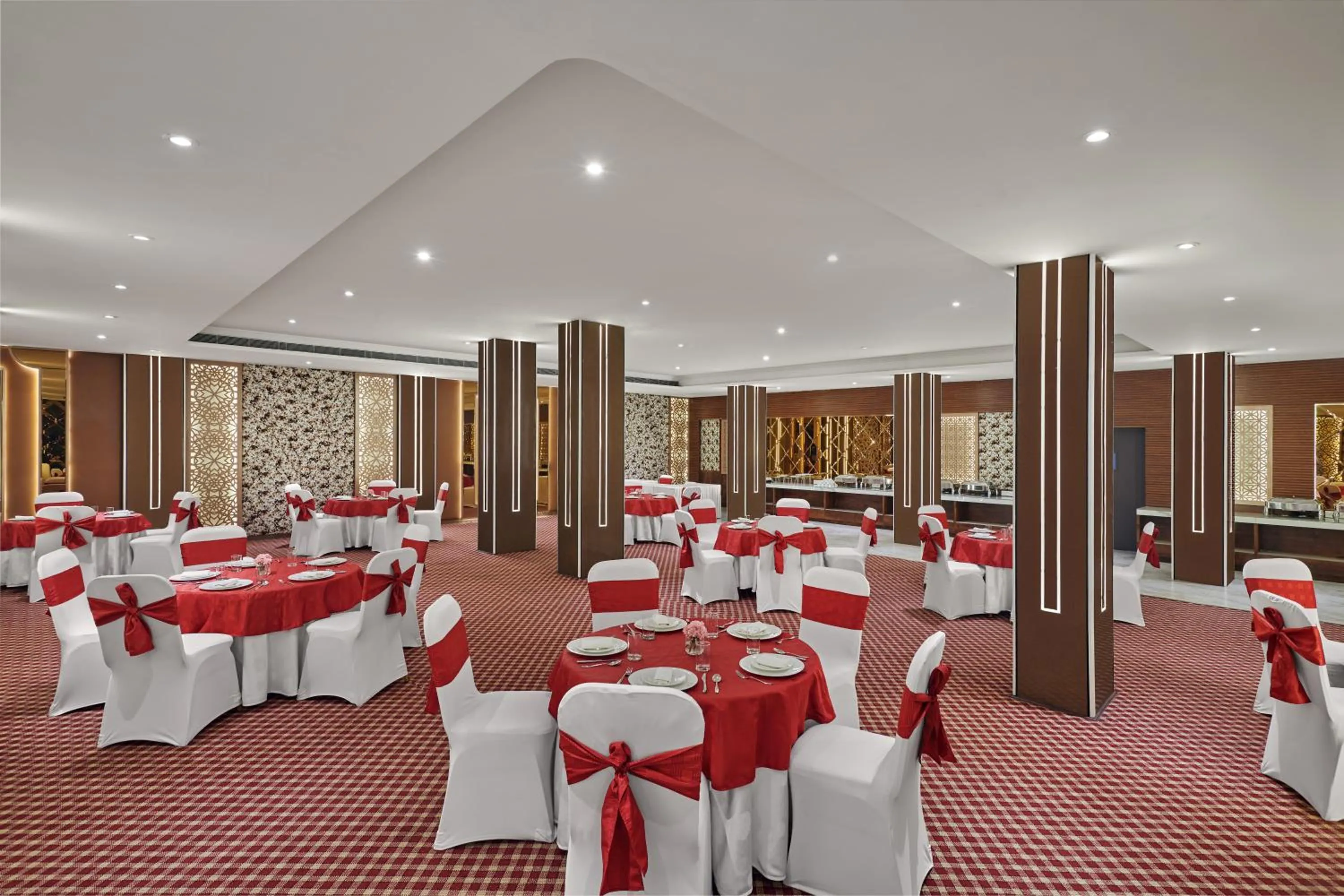 Banquet/Function facilities in Deventure Sarovar Portico Patel Nagar