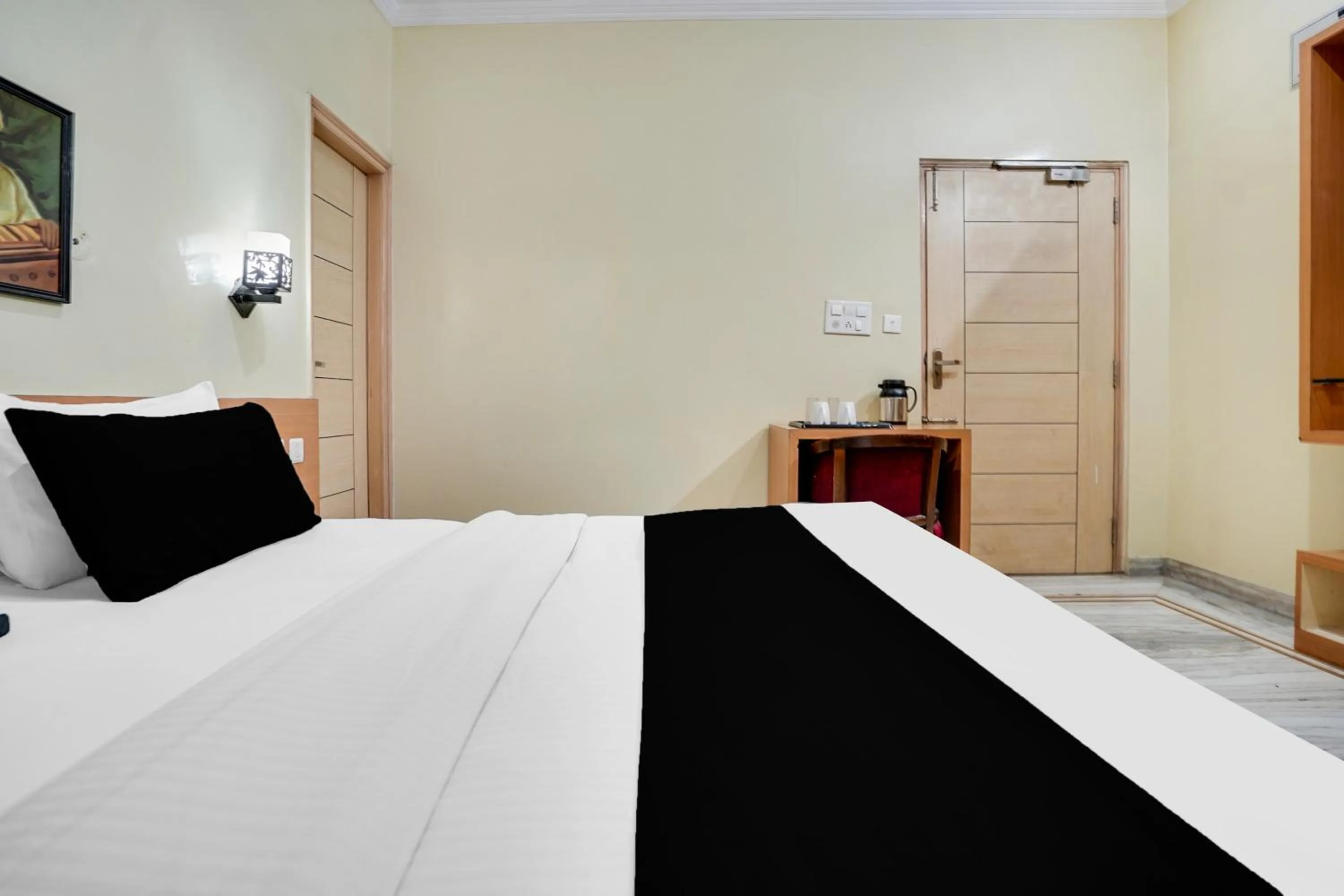 Bedroom, Bed in Super Townhouse Durgapura formerly Gumaan Heritage