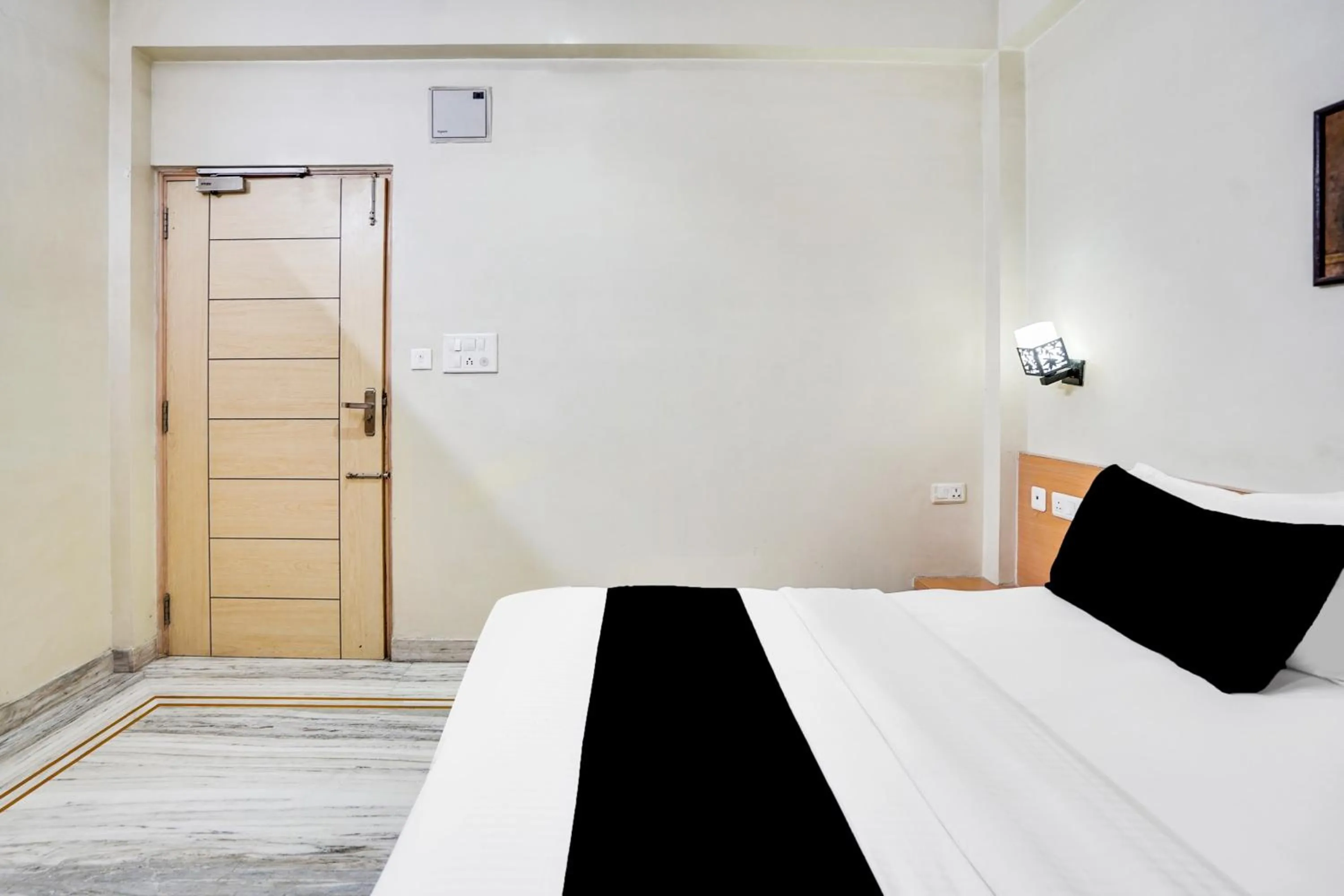 Bedroom, Bed in Super Townhouse Durgapura formerly Gumaan Heritage