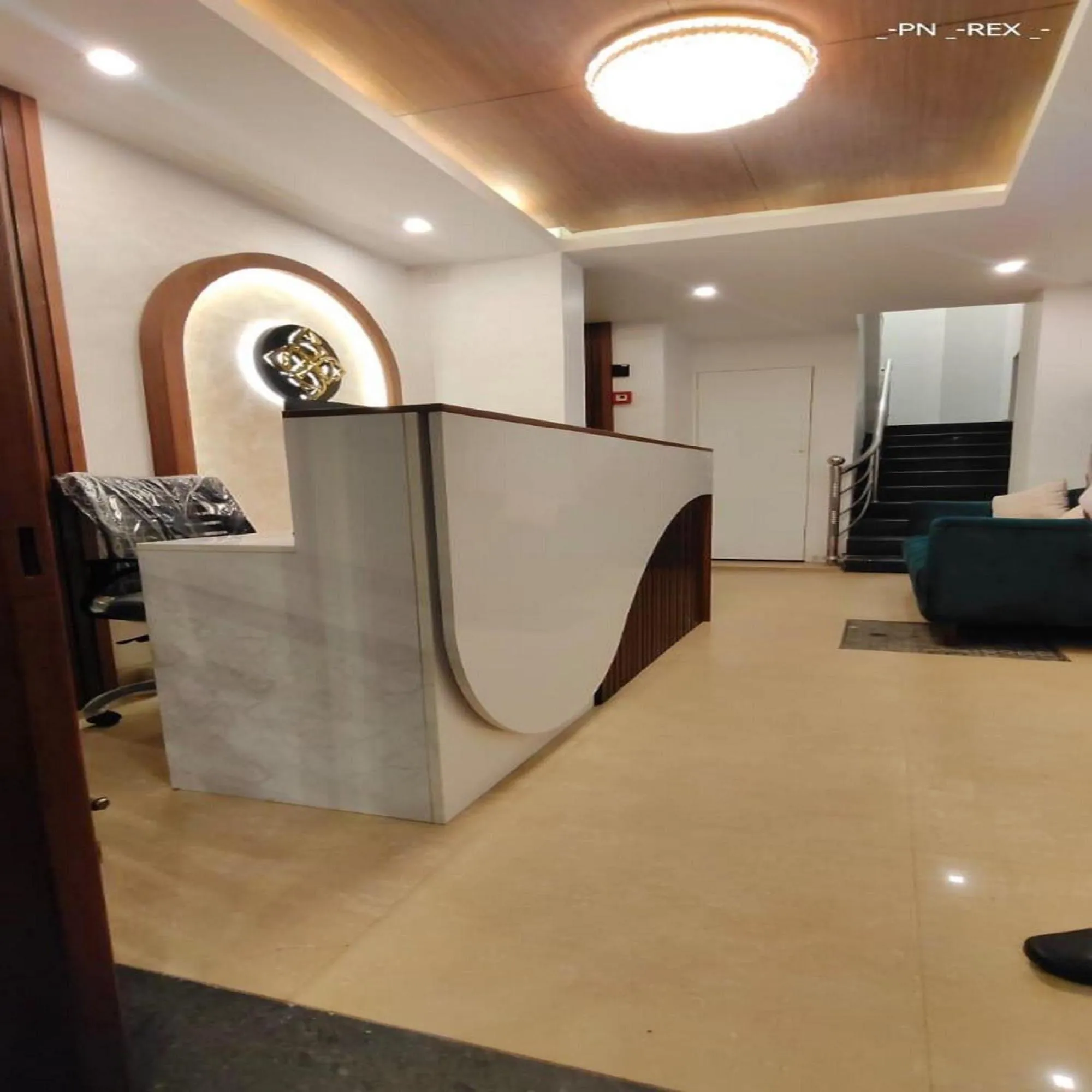 Lobby or reception in Hotel Royal Luxe - US consulate, Apollo hospital, Sankara natralya