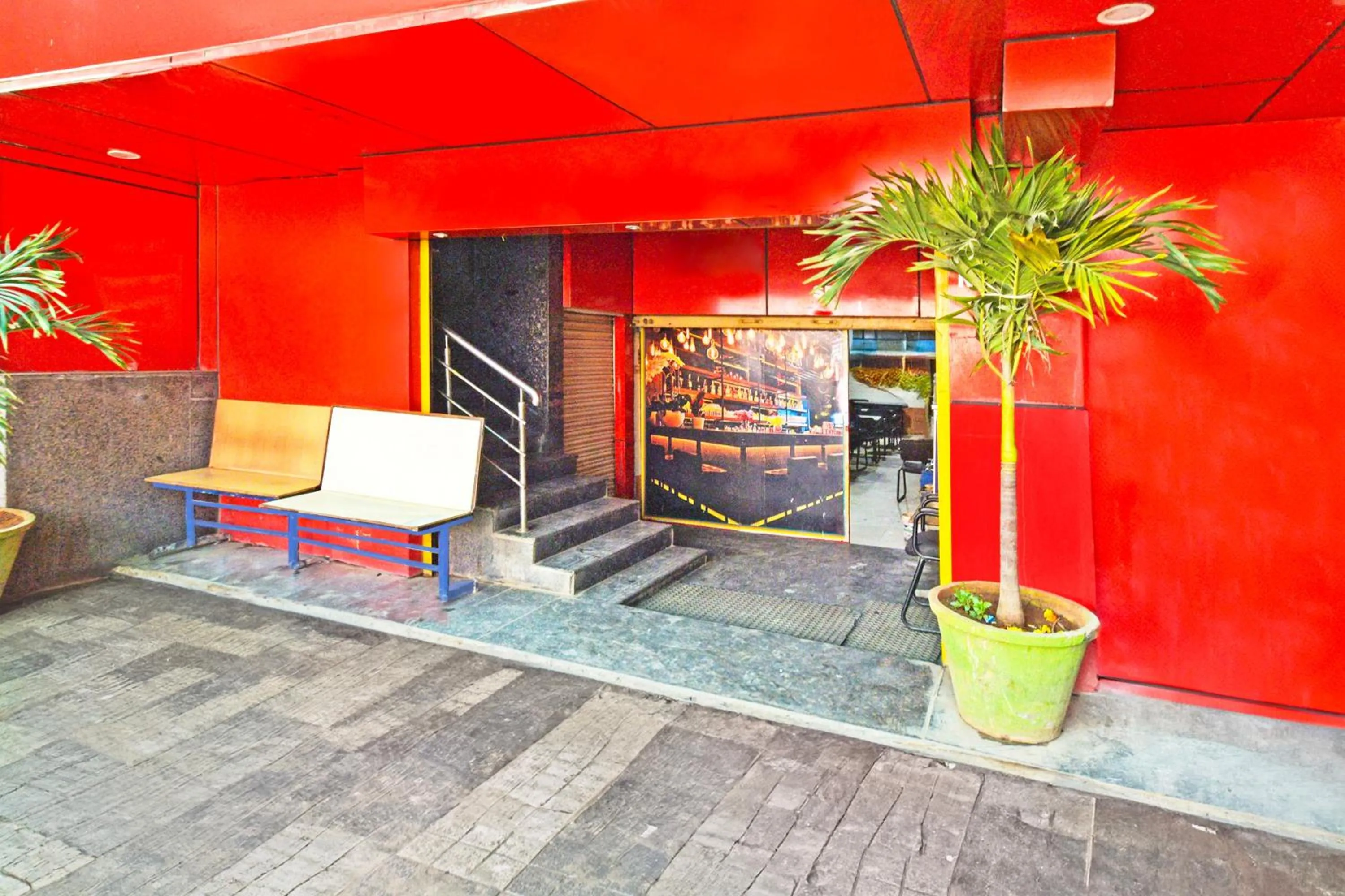 Facade/entrance in Super Collection O Medipally