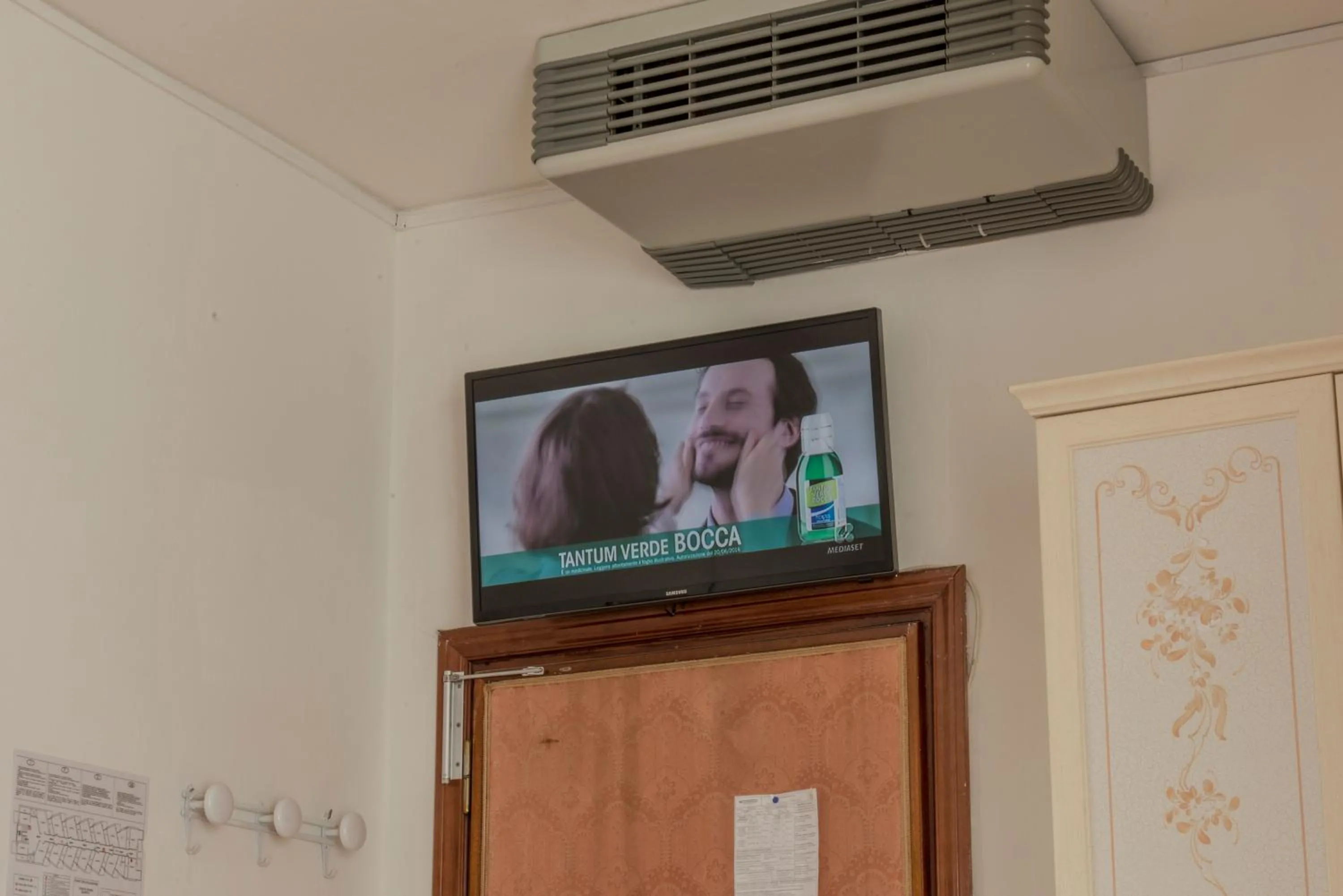 TV and multimedia in Hotel Baia Marina