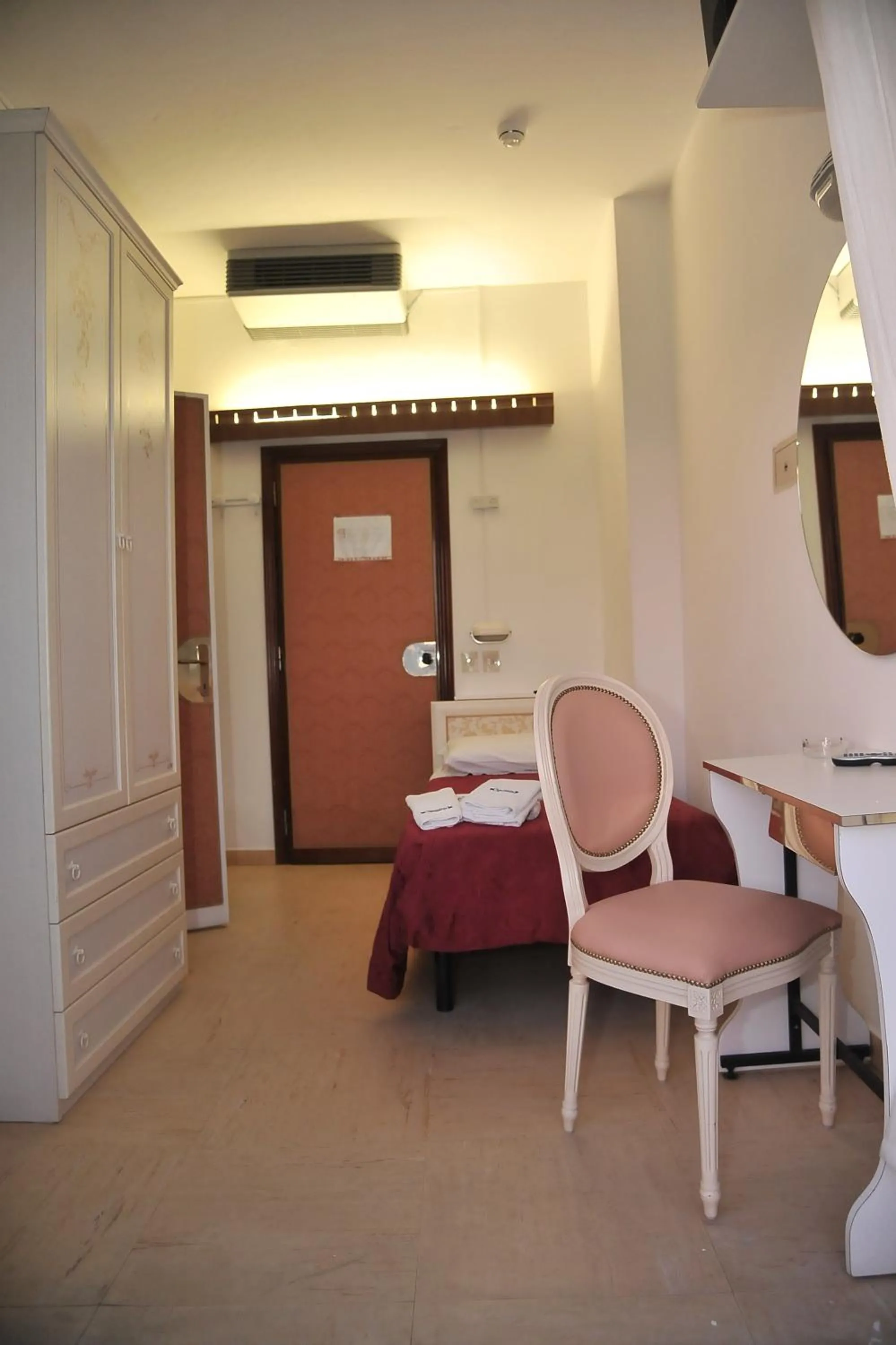 Bedroom in Hotel Baia Marina