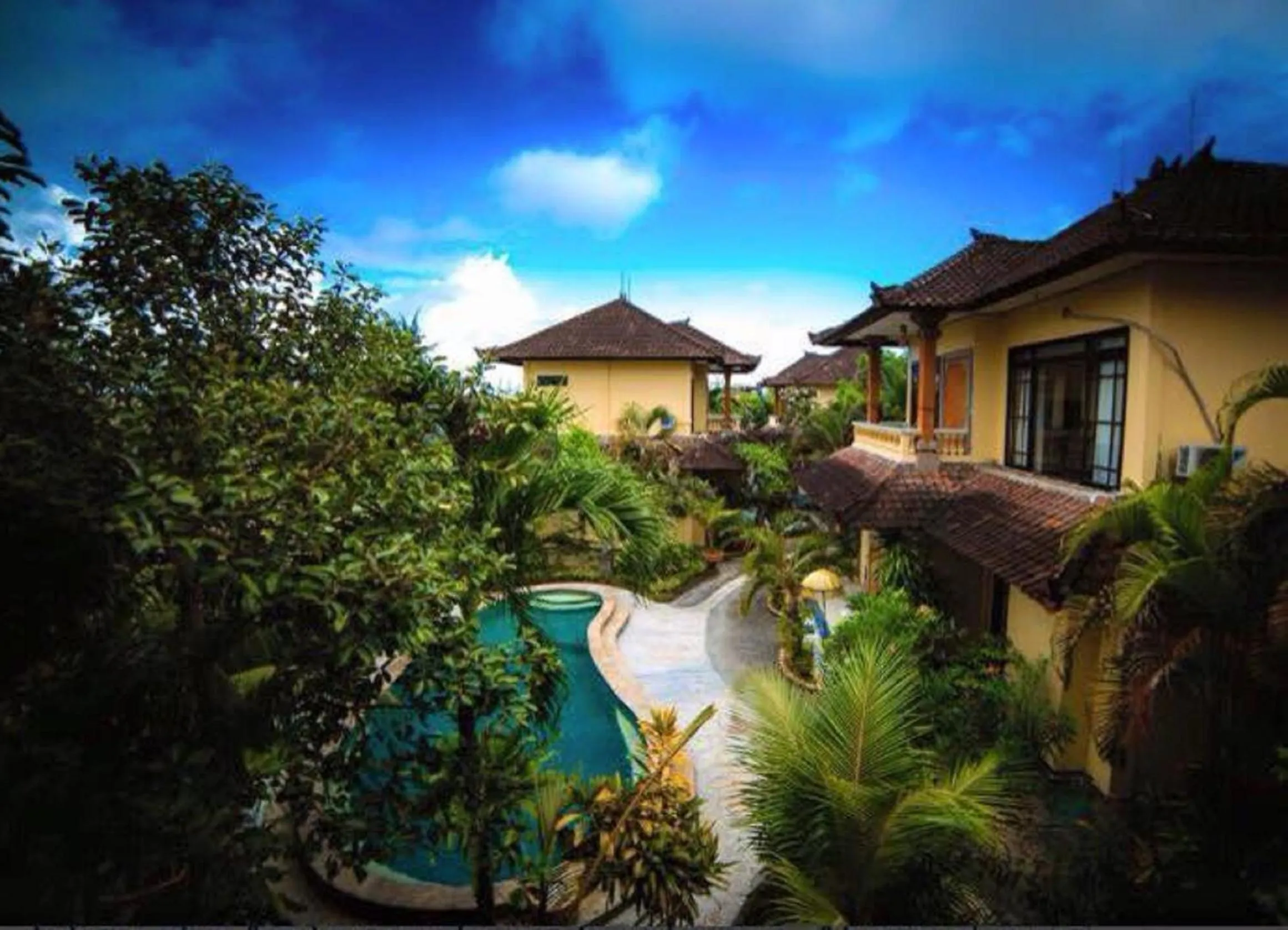 Pool view in Villa Chandra