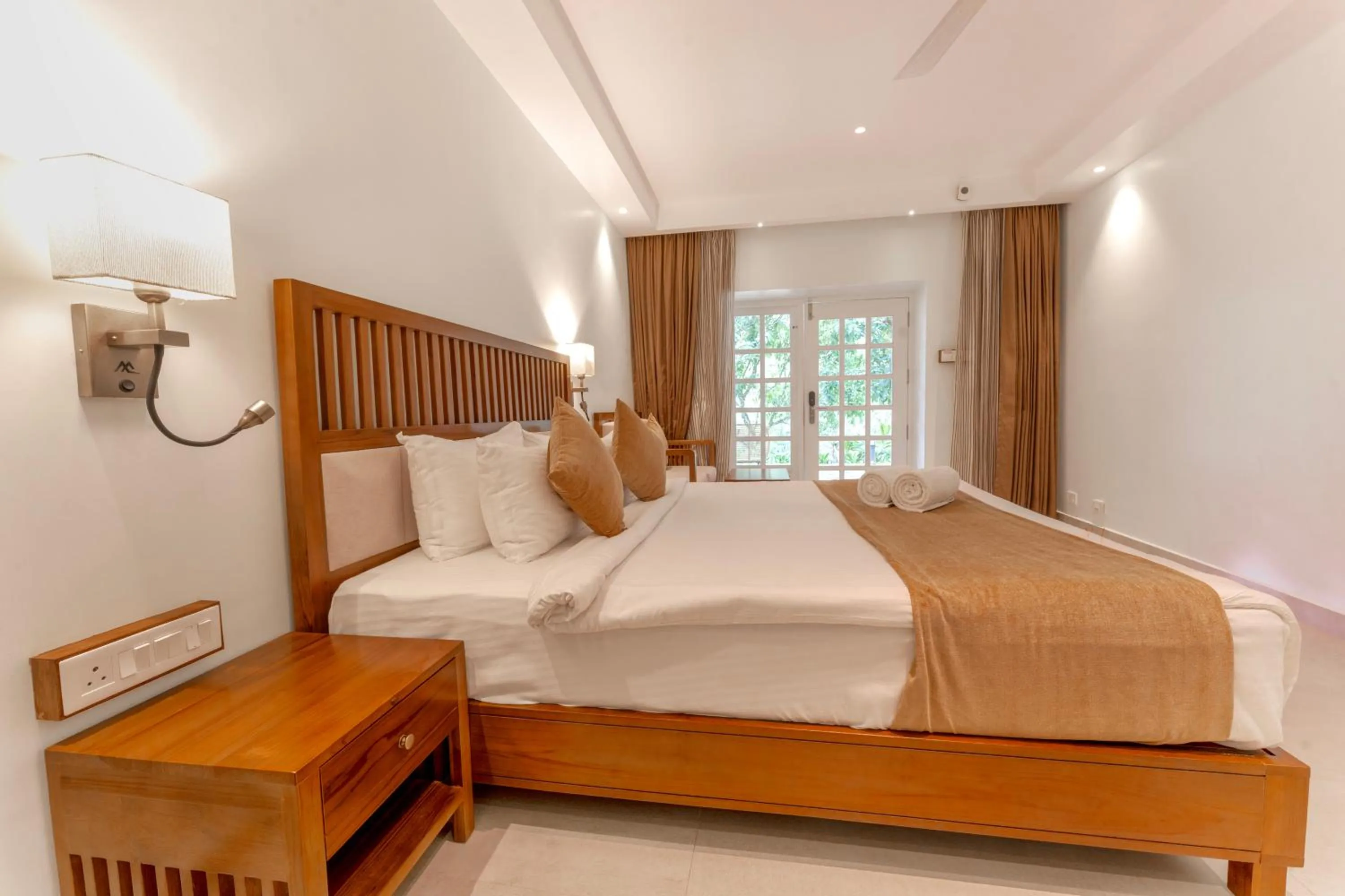 Bed in Le Montfort Resort