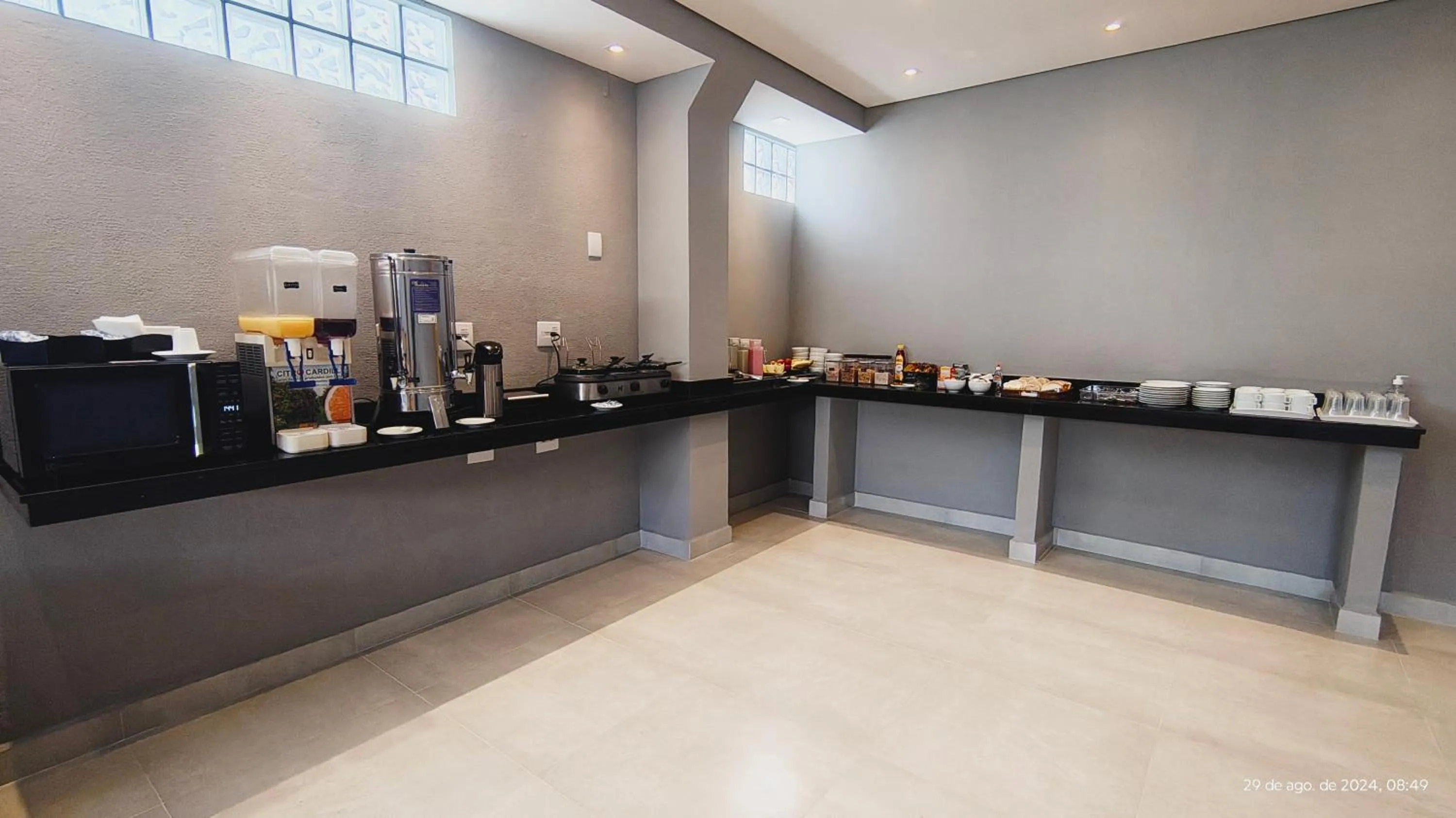 Buffet breakfast in Unity Hotel - Sorocaba