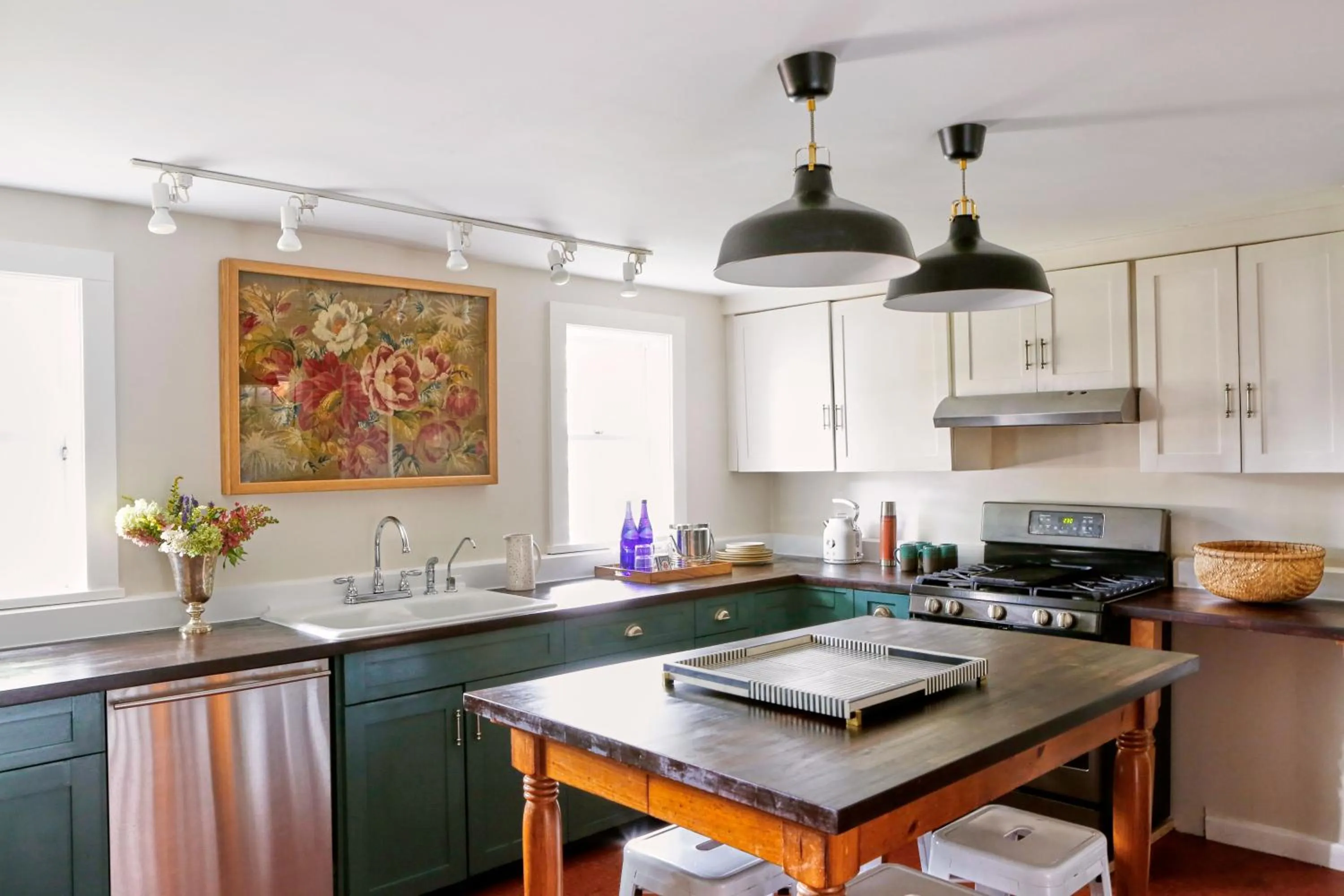 kitchen in KIngston Carriage House