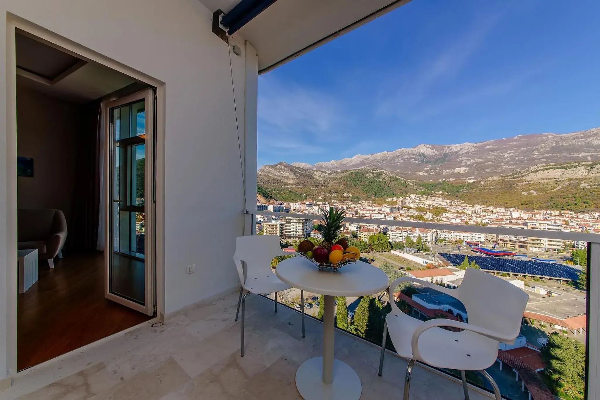 One-Bedroom Apartment with Terrace in Hotel Tre Canne One-Bedroom Apartment with Terrace in Hotel Tre Canne