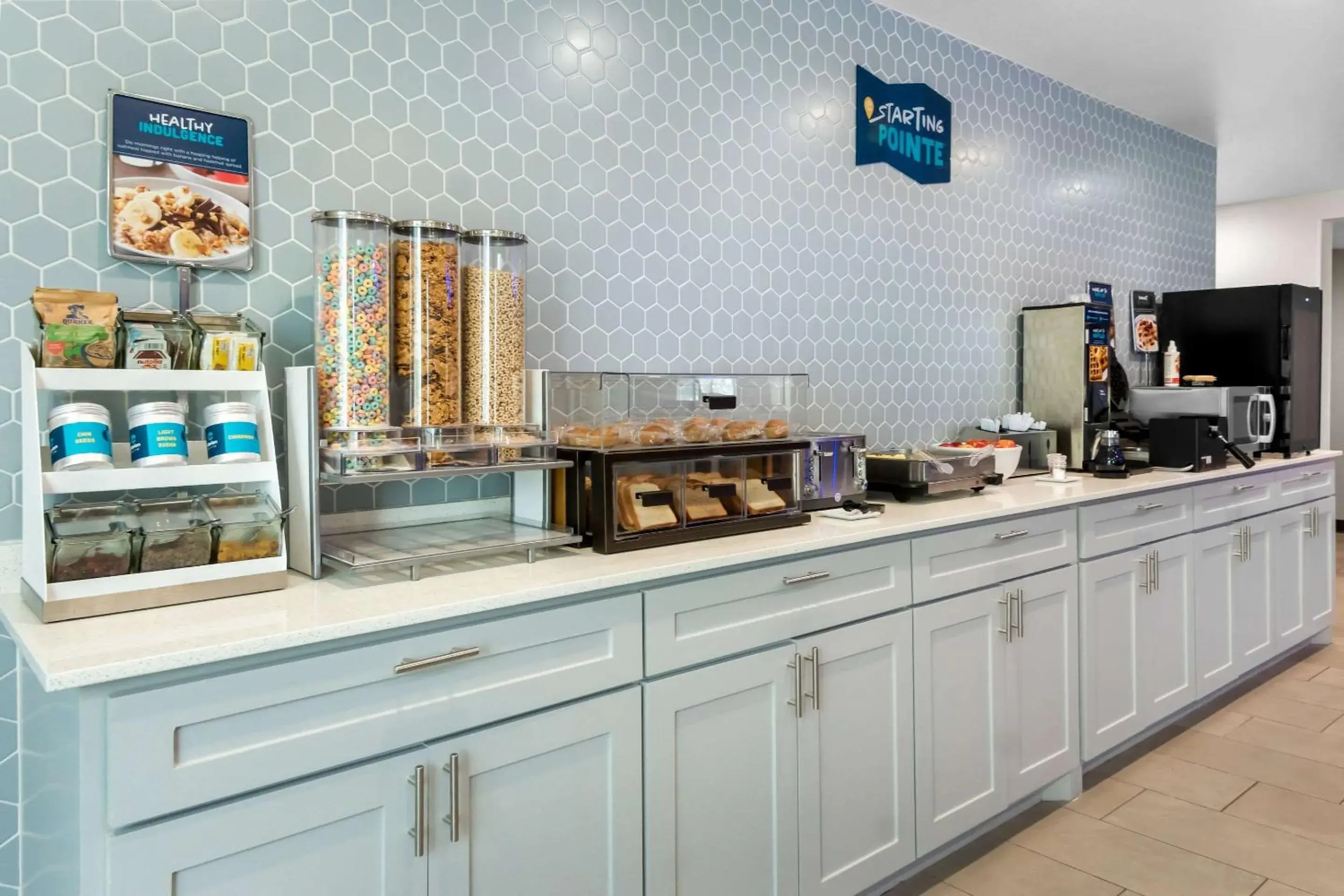 Breakfast in Clarion Pointe Breakfast in Clarion Pointe