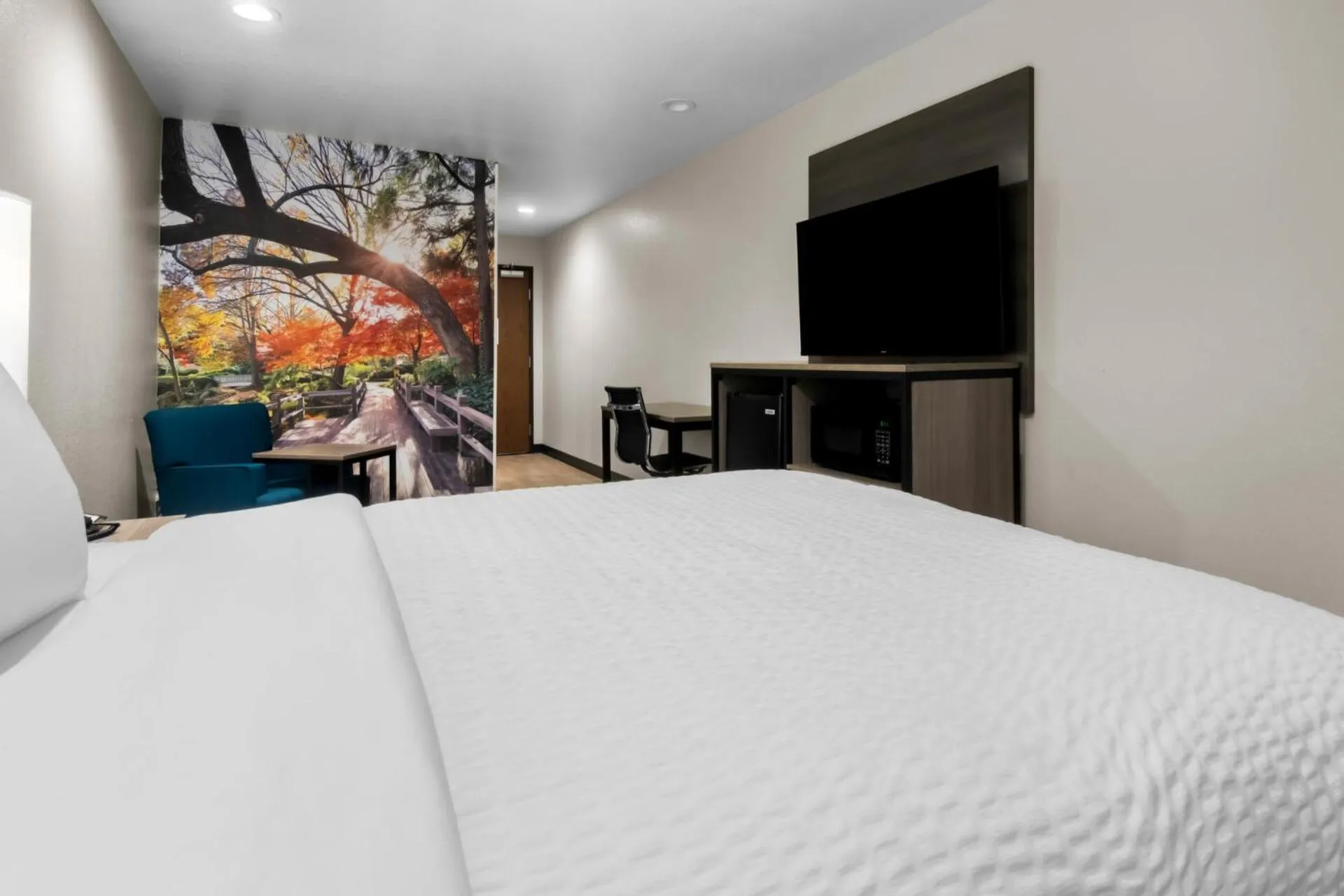 Bedroom, Bed in Clarion Pointe