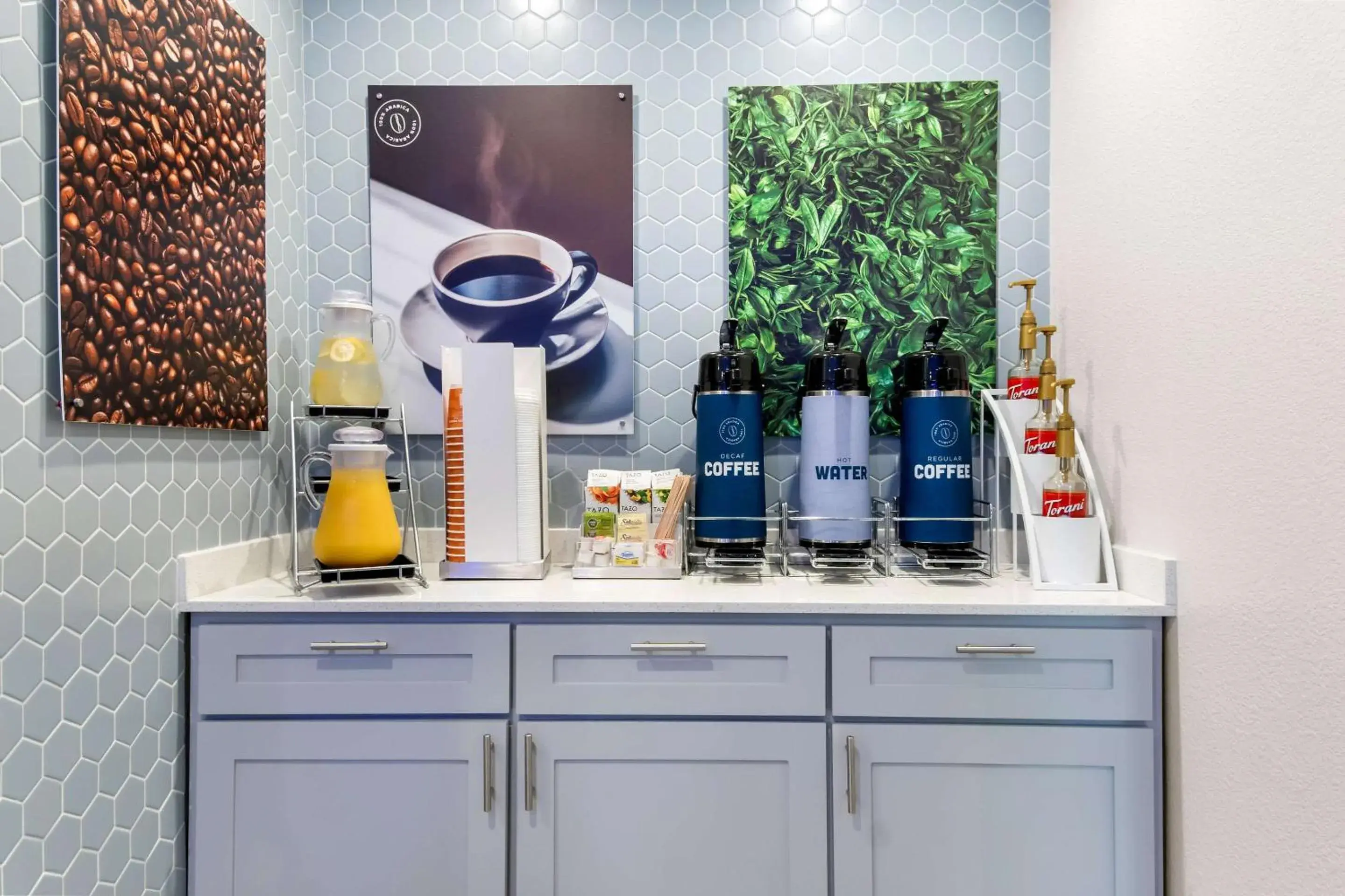 Breakfast in Clarion Pointe Breakfast in Clarion Pointe