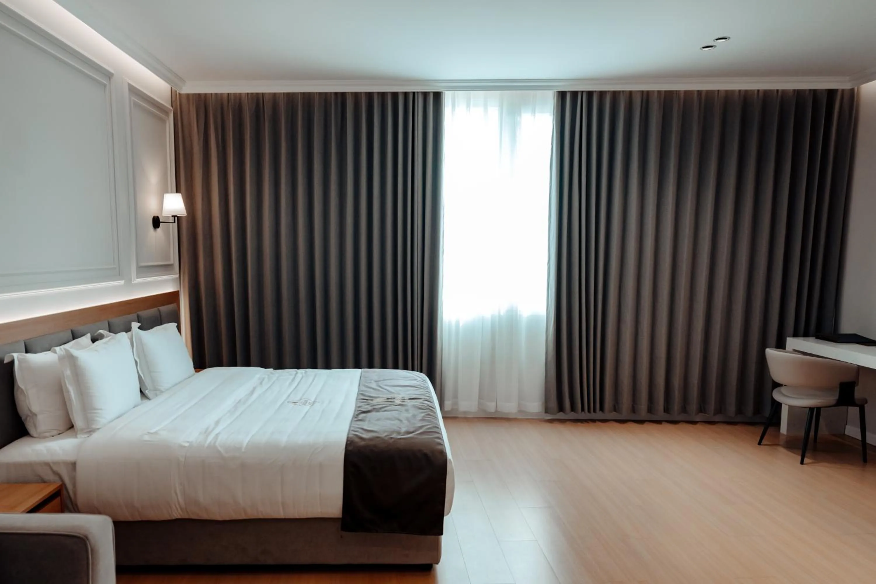 Bed in Holiday Hotel