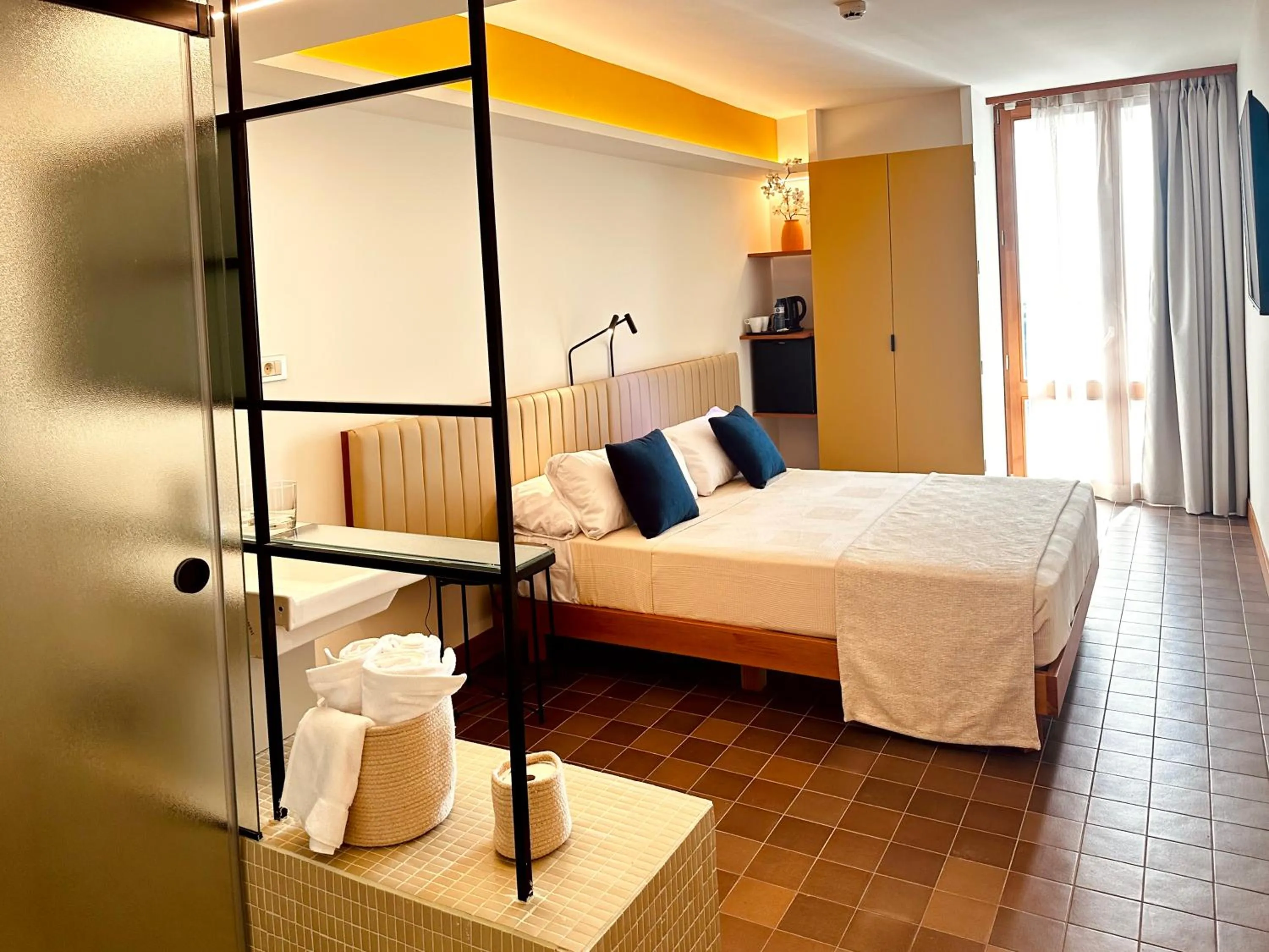 Photo of the whole room, Bed in Hotel SunClub CalaVinya - Adults Recommended