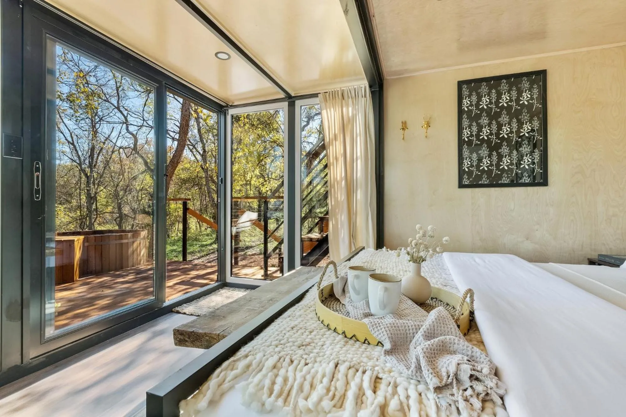 Bed in Onera Fredericksburg