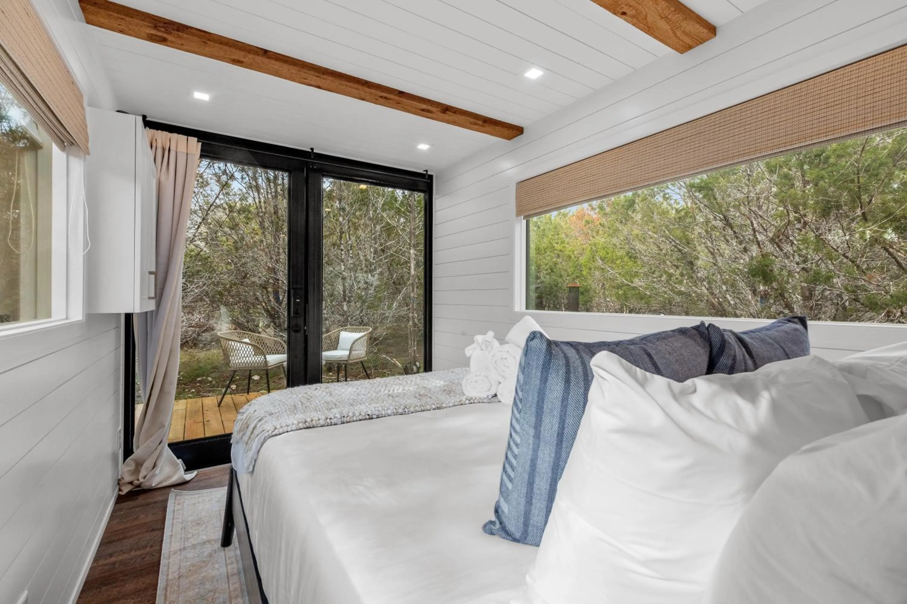 Bed in Onera Fredericksburg