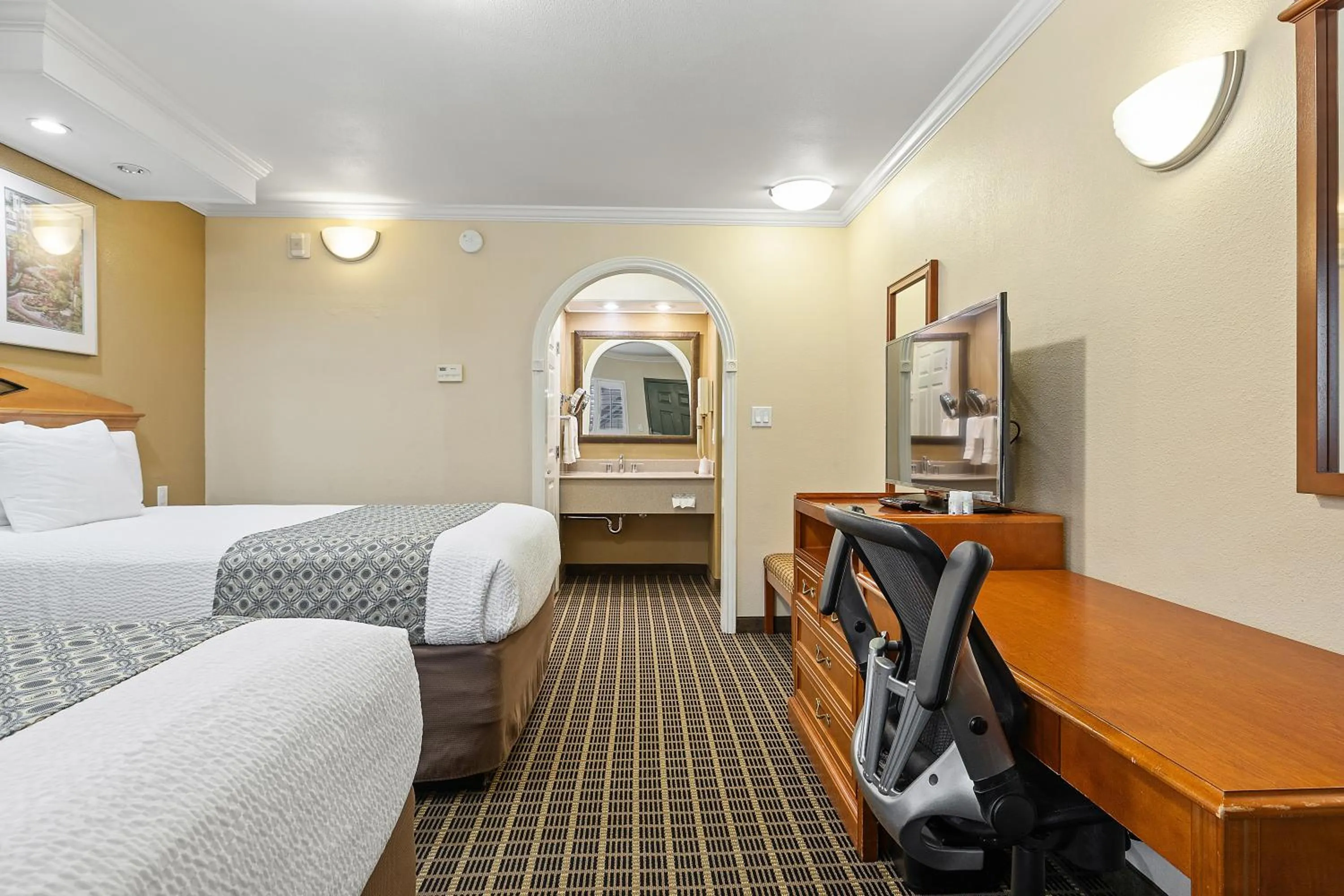 Bed in Alexis Park San Francisco