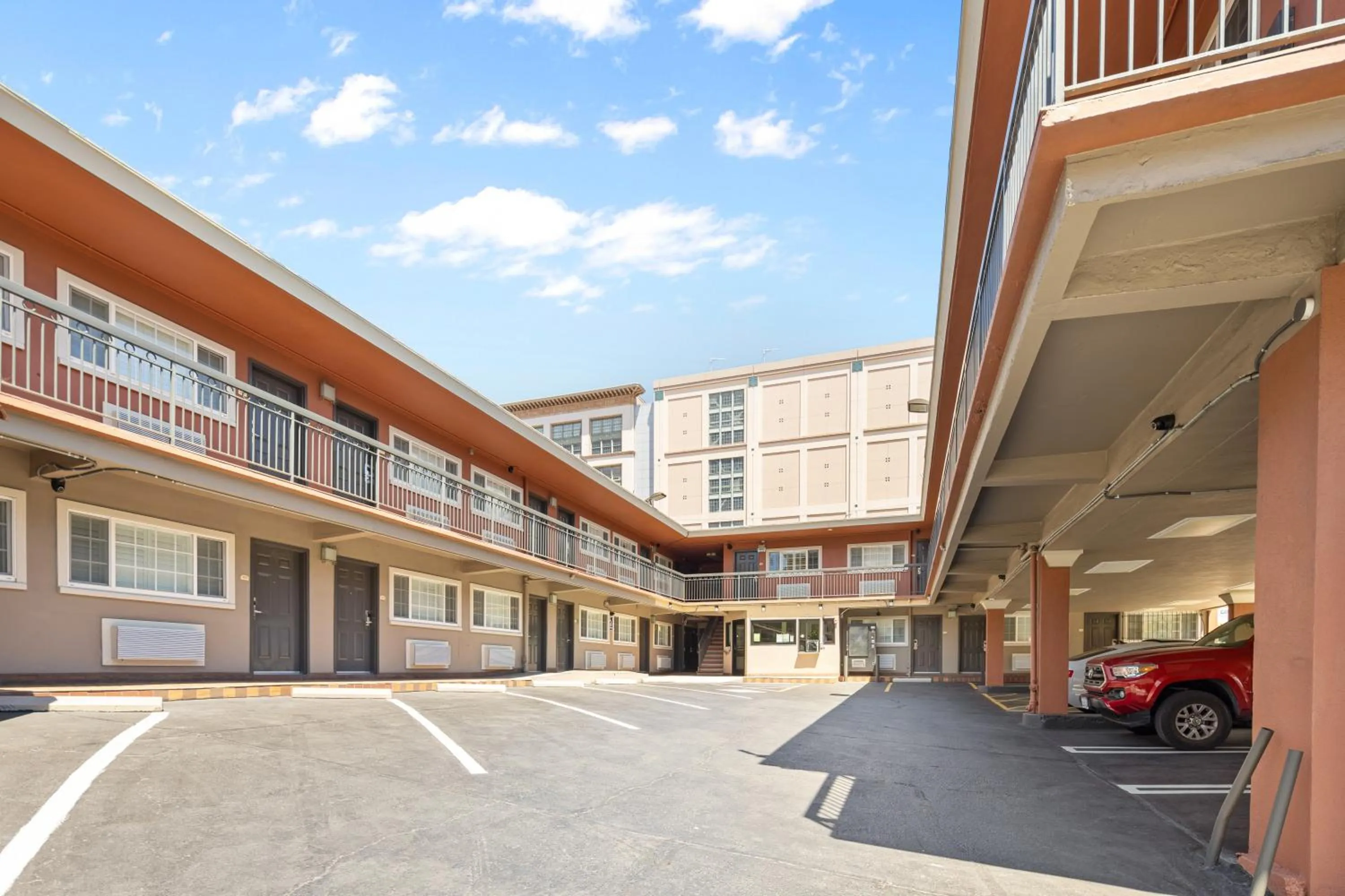 Alexis Park San Francisco