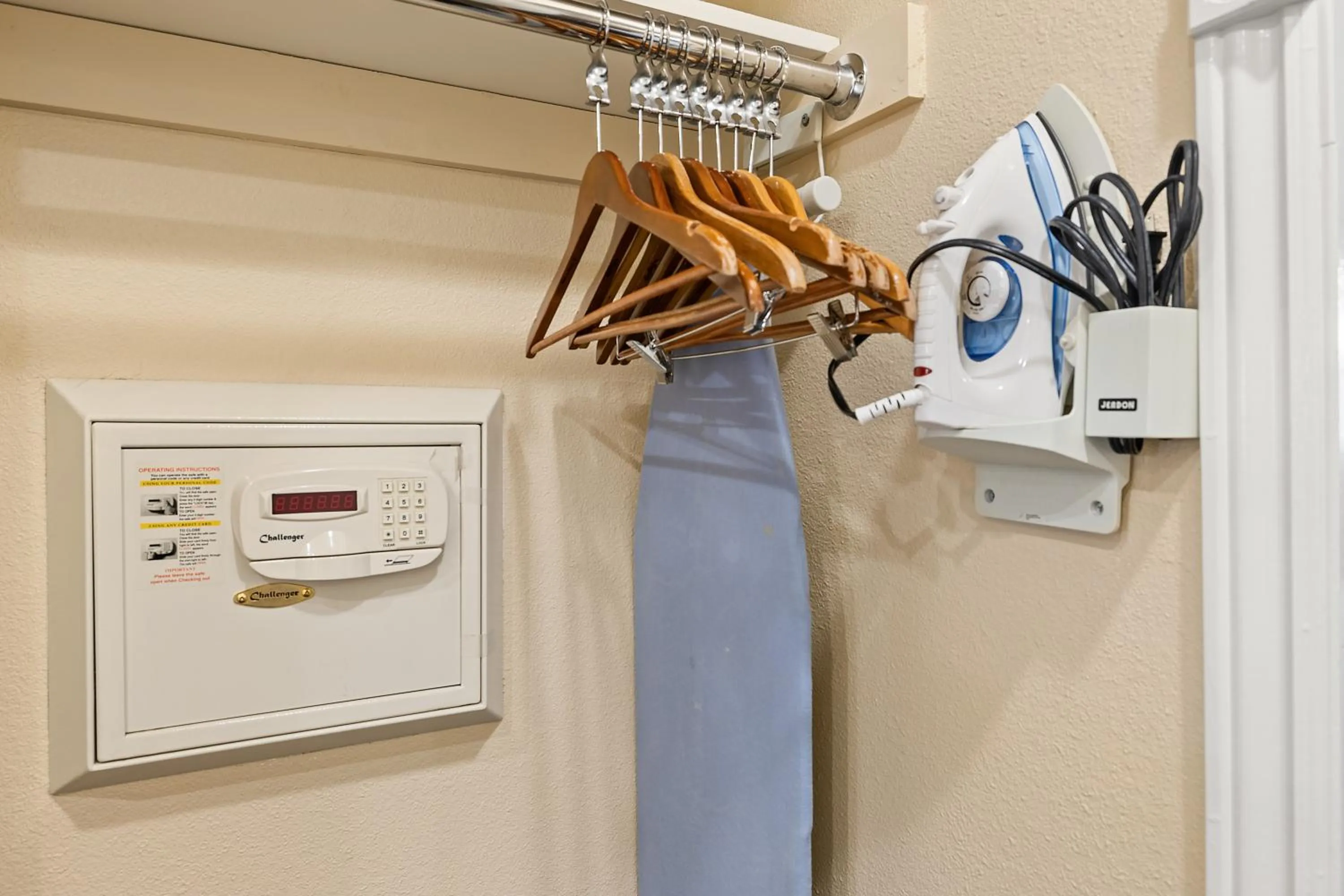 Alexis Park San Francisco