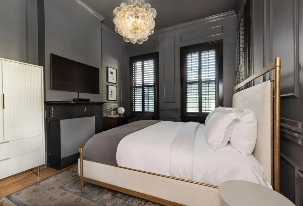 Bed in Blackbird Hotel