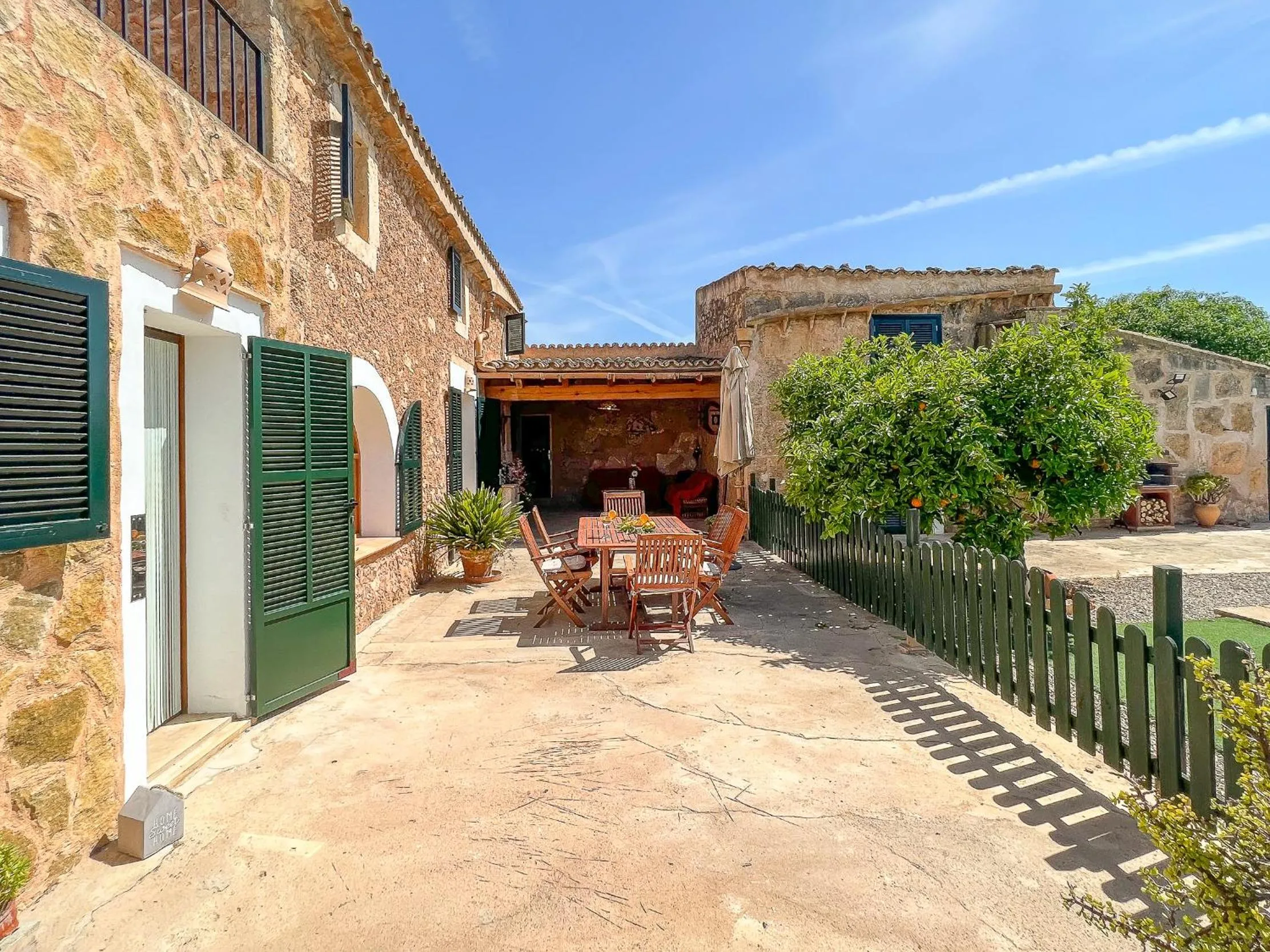 BBQ facilities in Finca Son Rengo