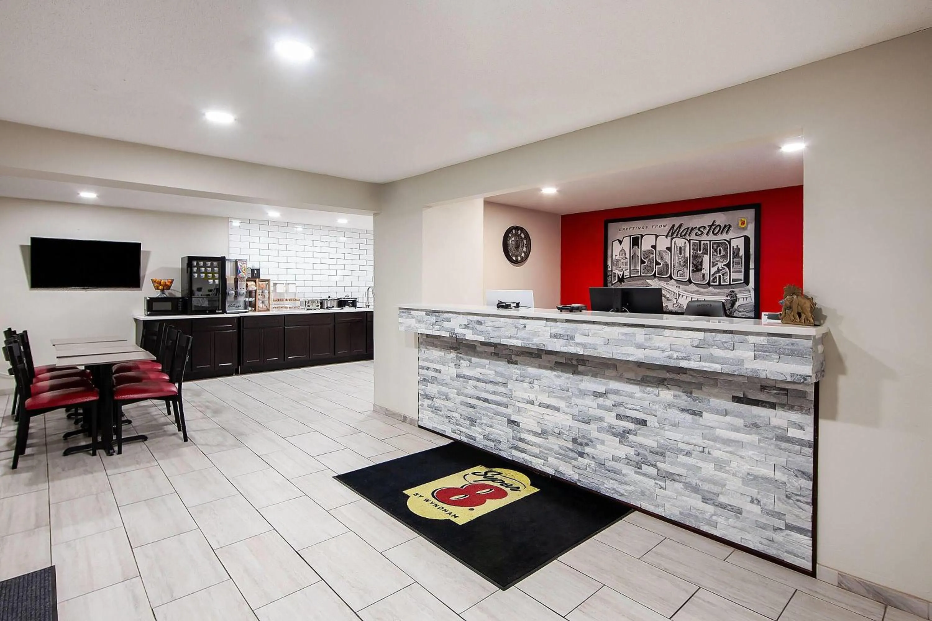 Lobby or reception in Super 8 by Wyndham Marston