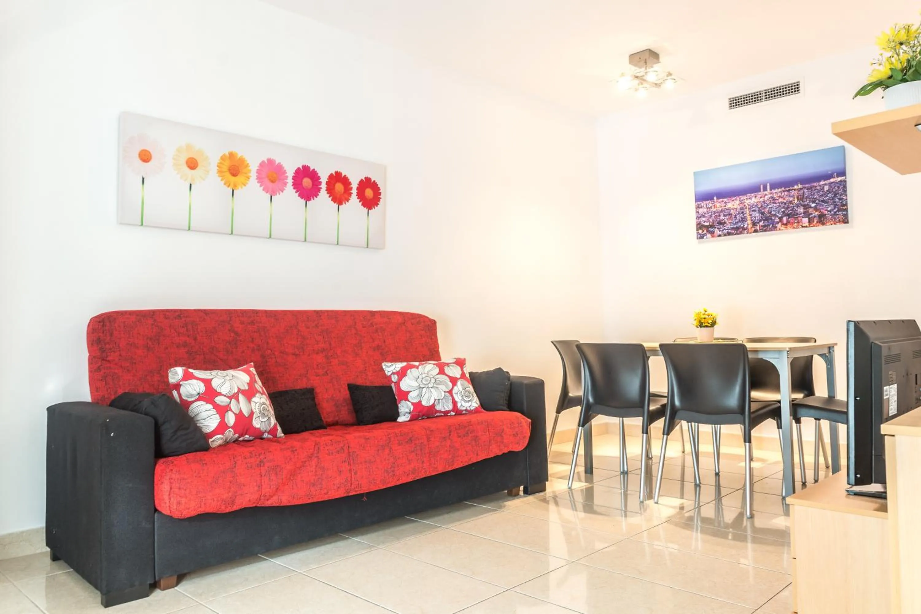 Dining area in Apartamentos Navas 2