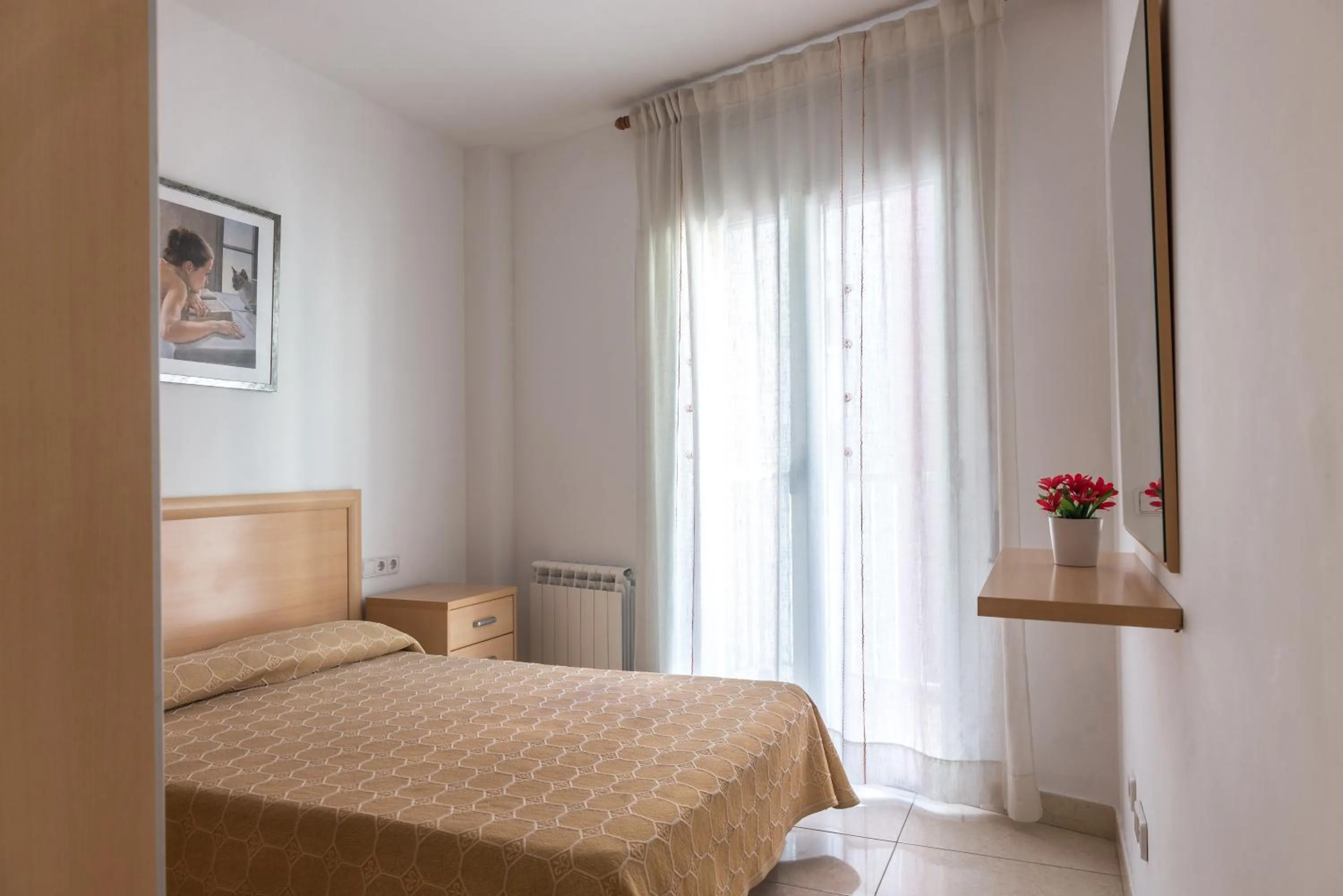 Day, Bed in Apartamentos Navas 2