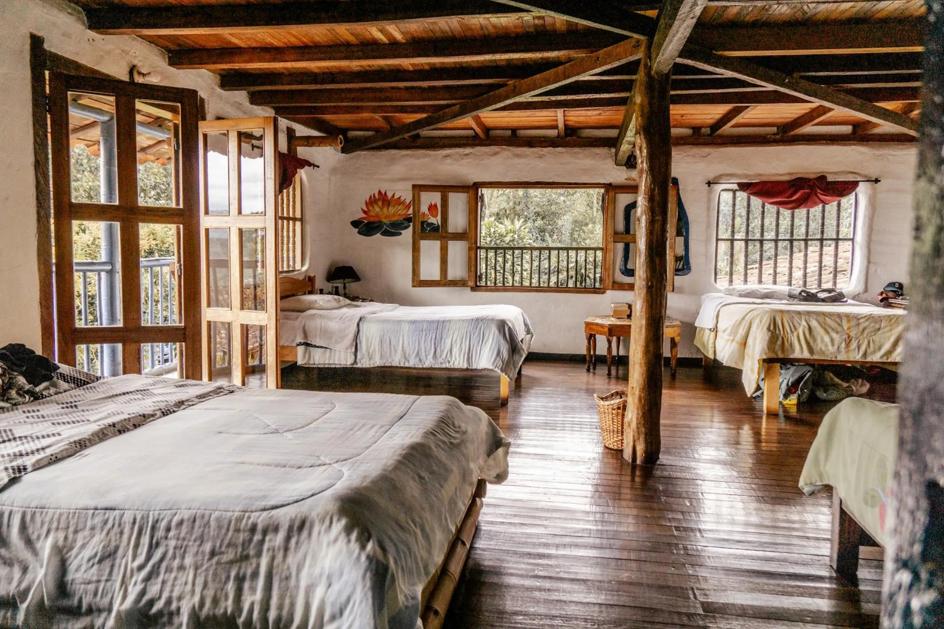 Single Bed in Female Dormitory Room in Hostel Casa de Nelly