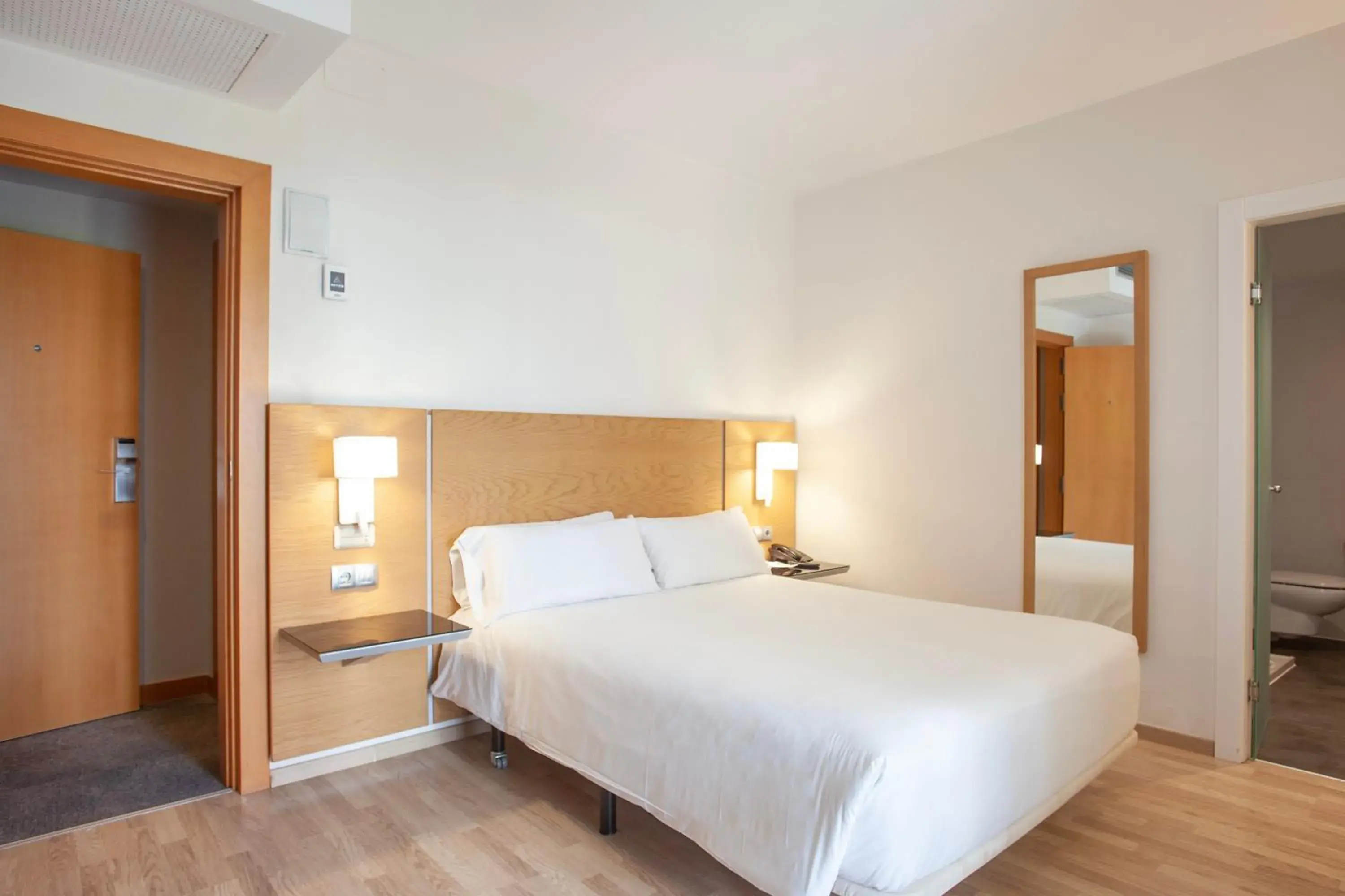 Bedroom, Bed in ARTIEM Capri Bedroom, Bed in ARTIEM Capri