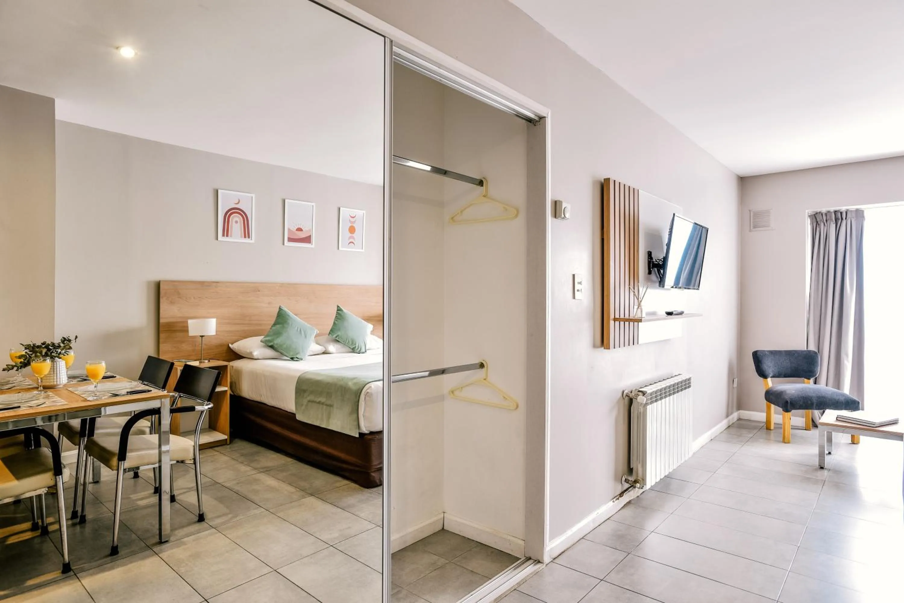 Photo of the whole room, Bed in La Vela