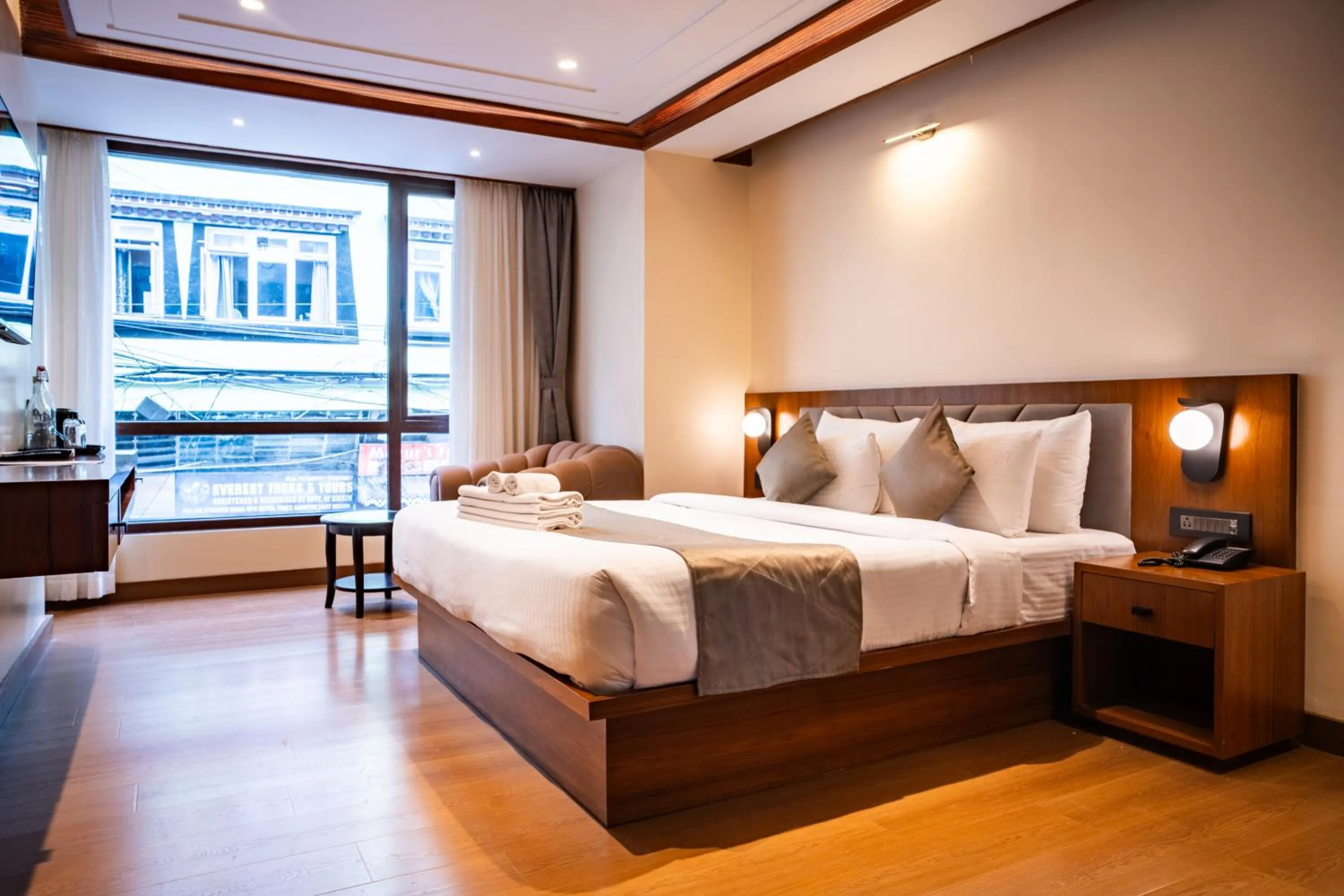 Bedroom, Bed in Evara Hills, Gangtok